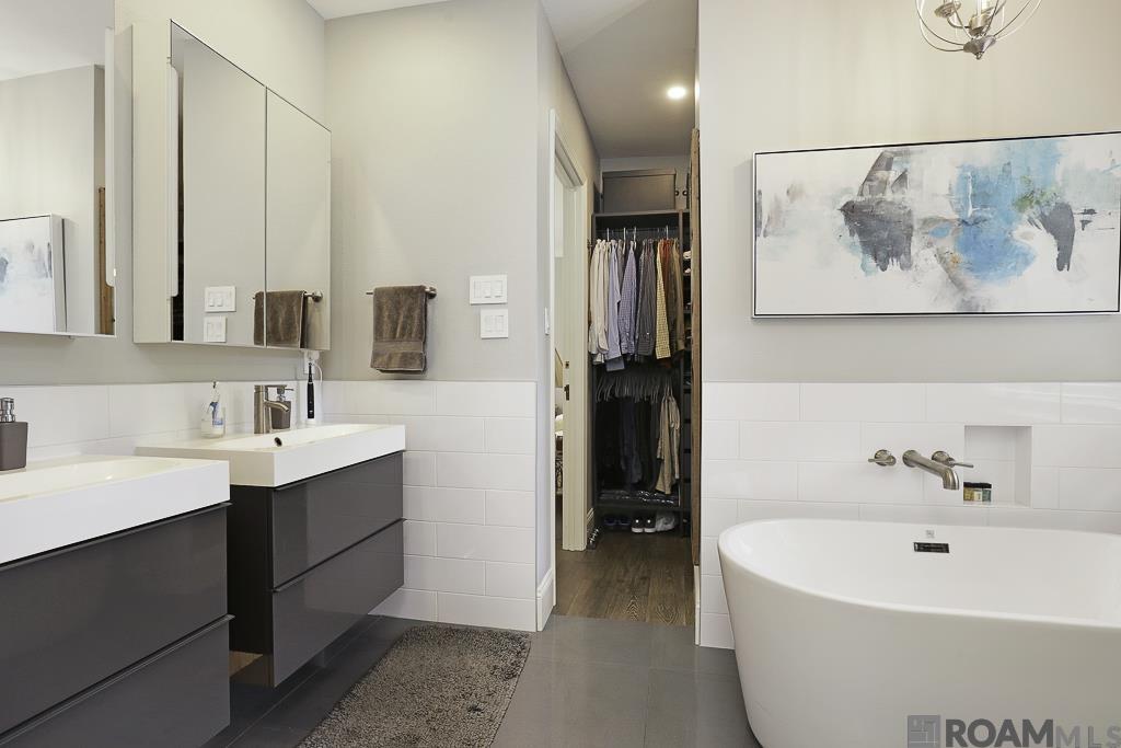 8310 Oakbrook Dr, Baton Rouge, LA, 70810