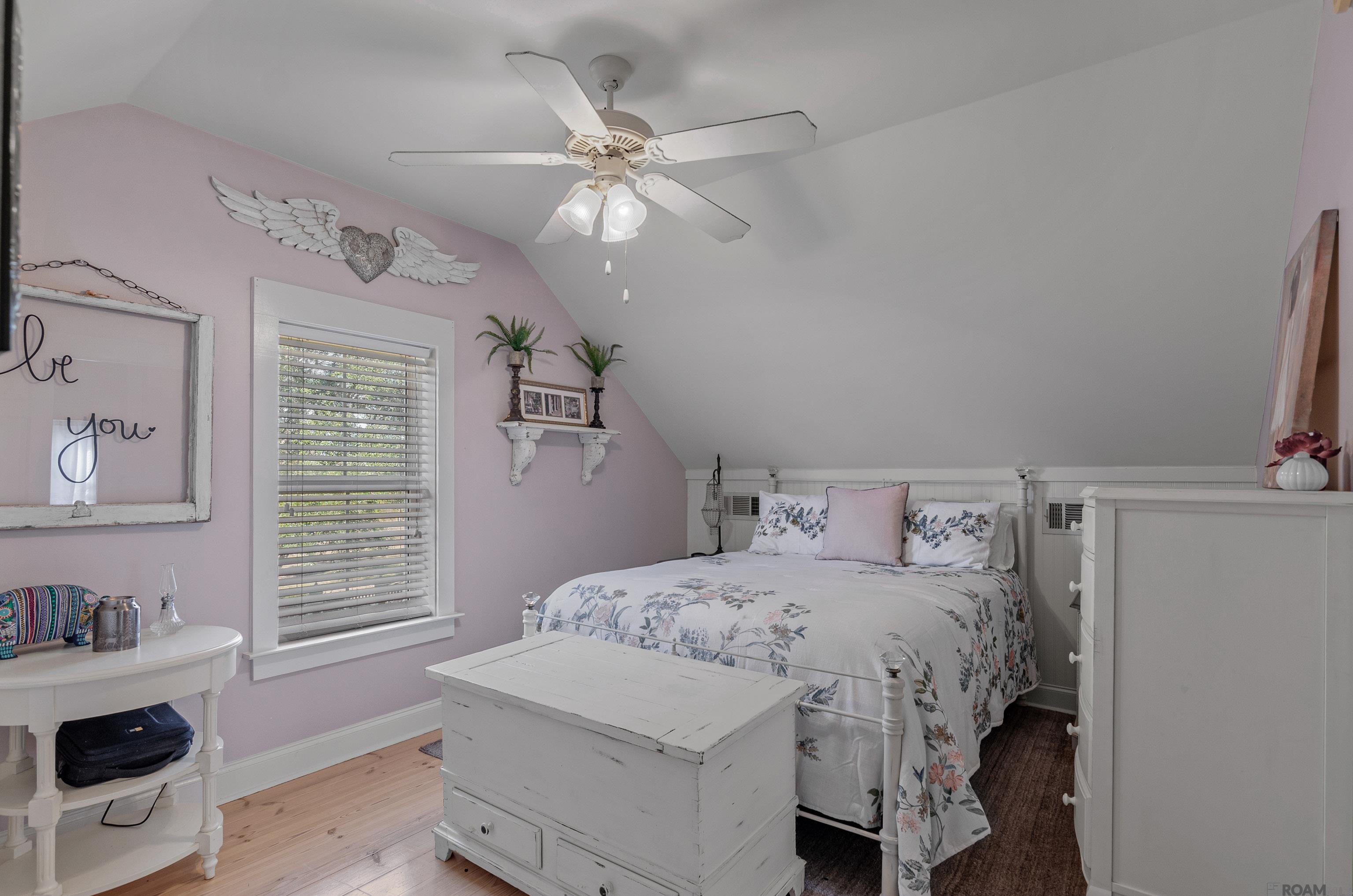 20452 Camille Dr, Springfield, LA, 70462