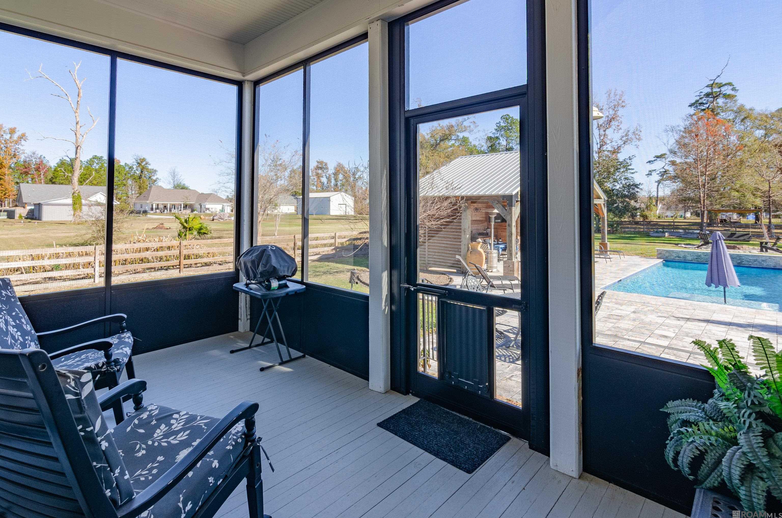 20452 Camille Dr, Springfield, LA, 70462