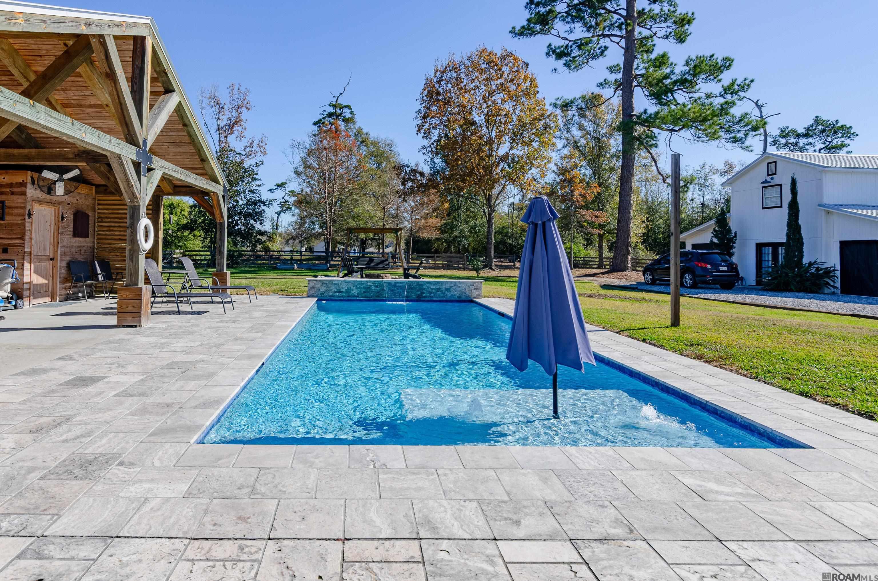 20452 Camille Dr, Springfield, LA, 70462