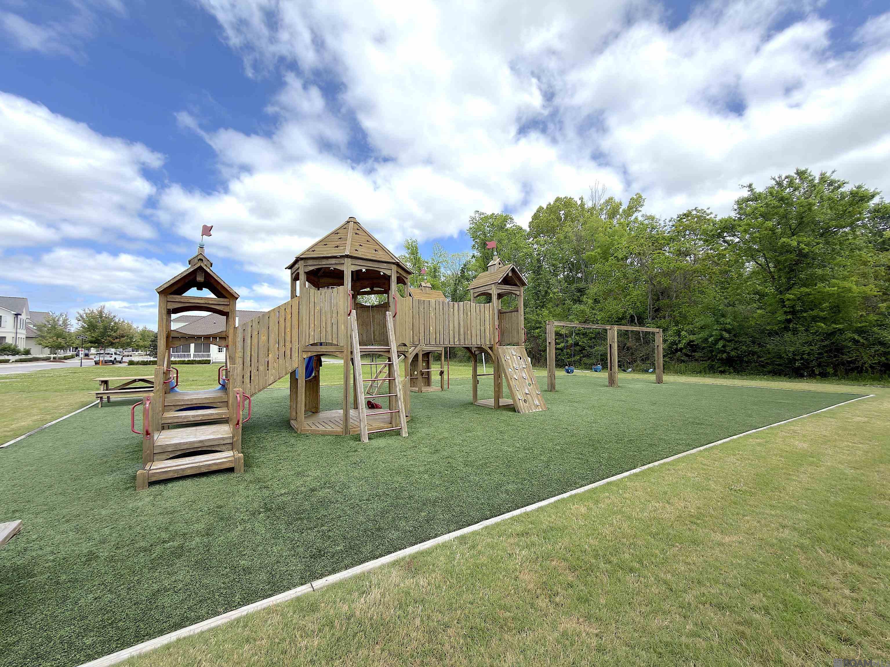 2819 Pointe-marie Dr, Baton Rouge, LA, 70820