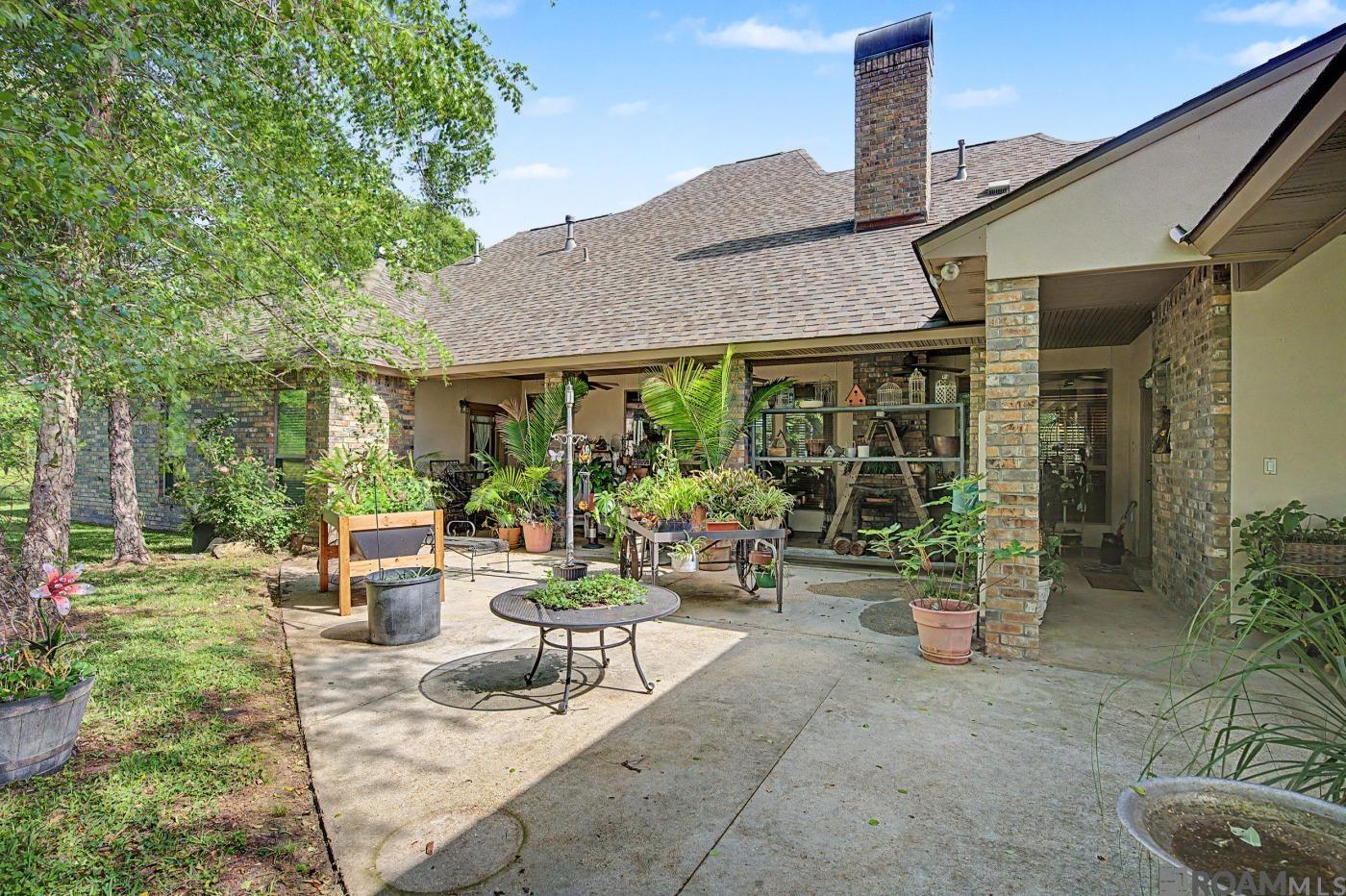 31868 Myers Rd, Denham Springs, LA, 70726