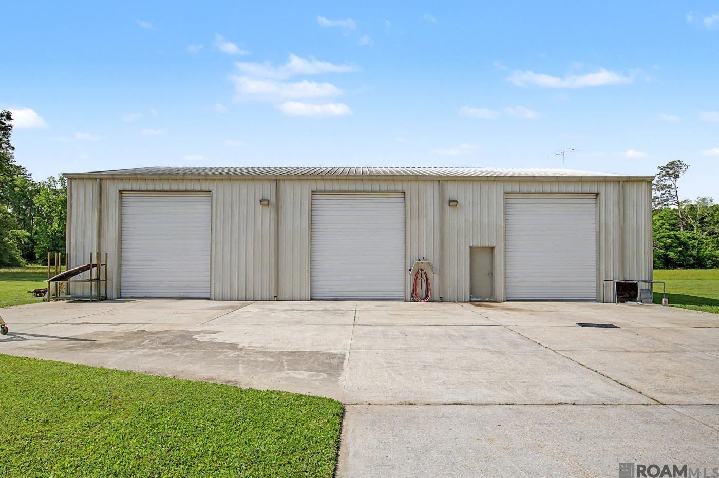 31868 Myers Rd, Denham Springs, LA, 70726