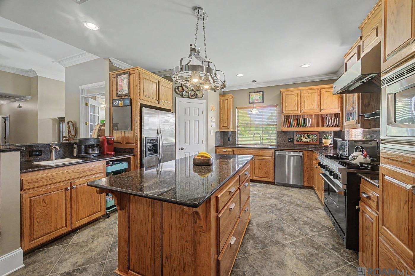 31868 Myers Rd, Denham Springs, LA, 70726