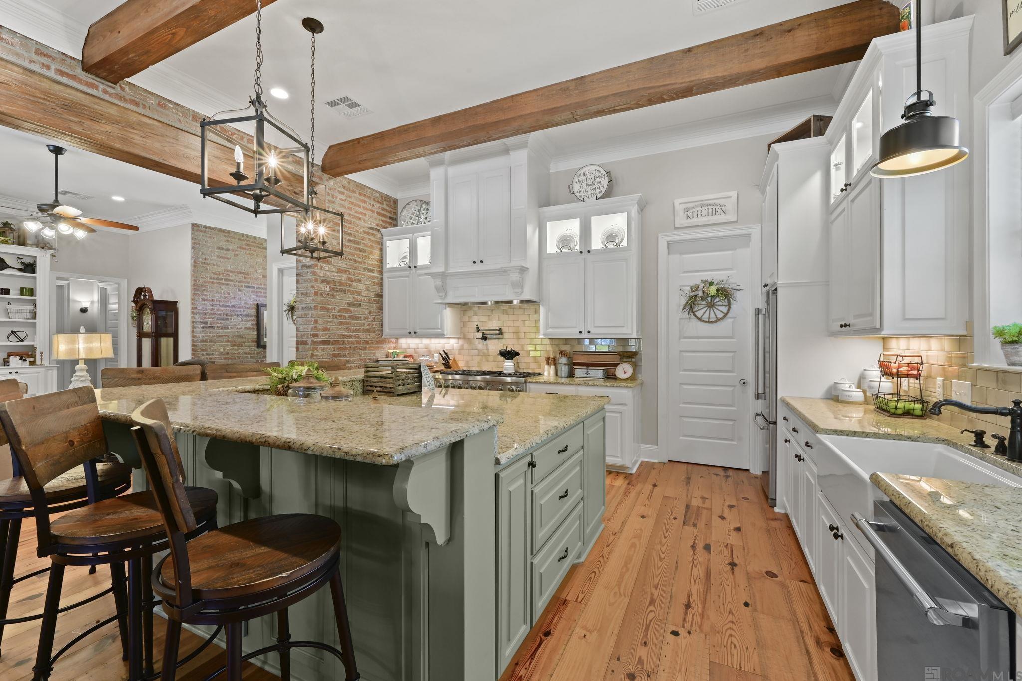 41170 Halie Dr, Prairieville, LA, 70769