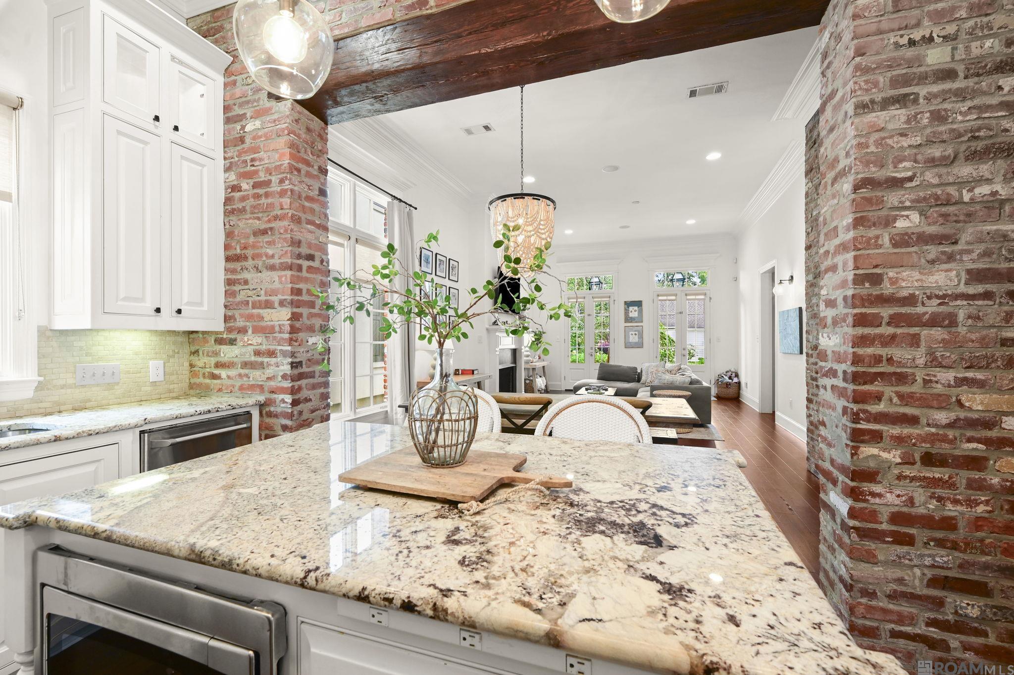 1916 Glasgow Ave, Baton Rouge, LA, 70808