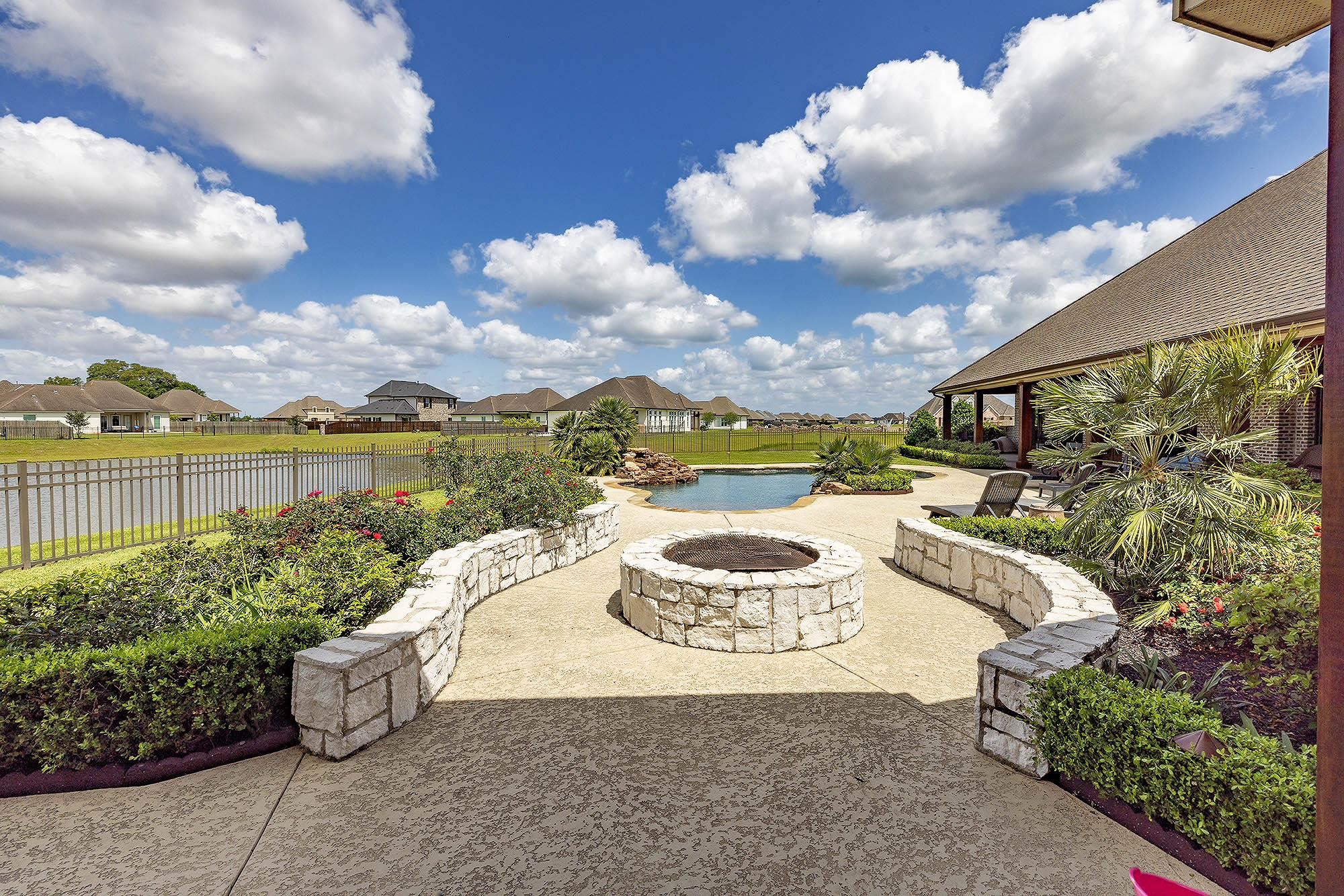 126 Sternfels Court, Thibodaux, LA, 70301