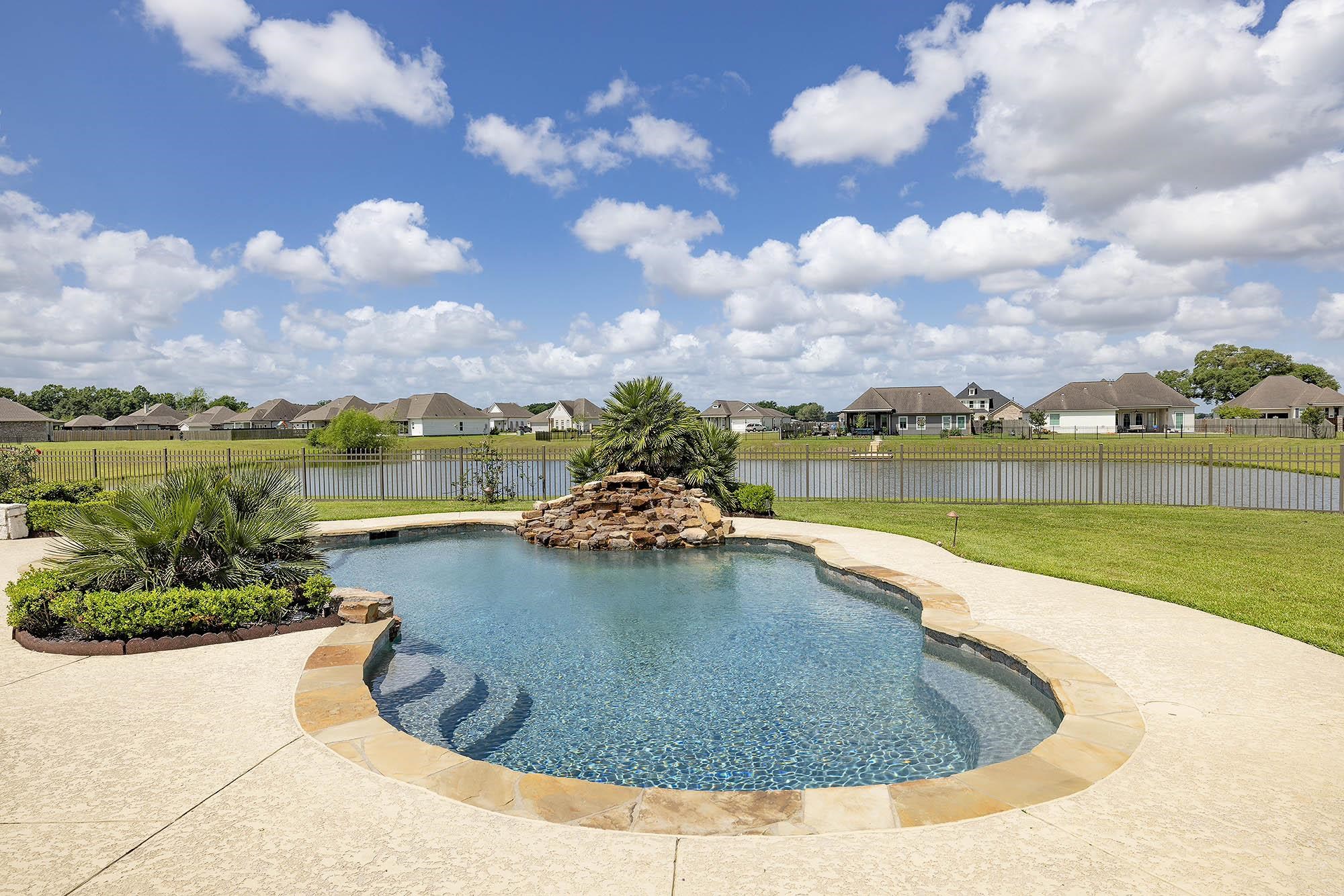 126 Sternfels Court, Thibodaux, LA, 70301