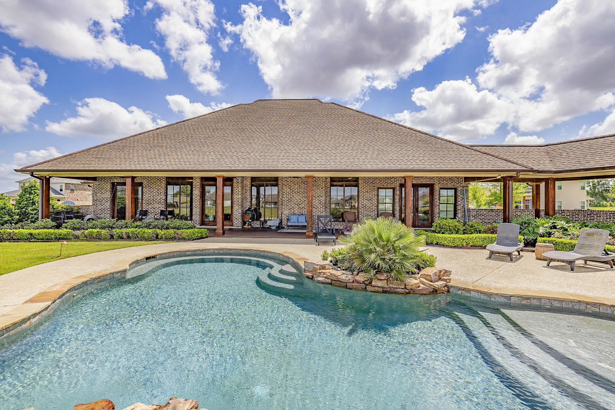 126 Sternfels Court, Thibodaux, LA, 70301