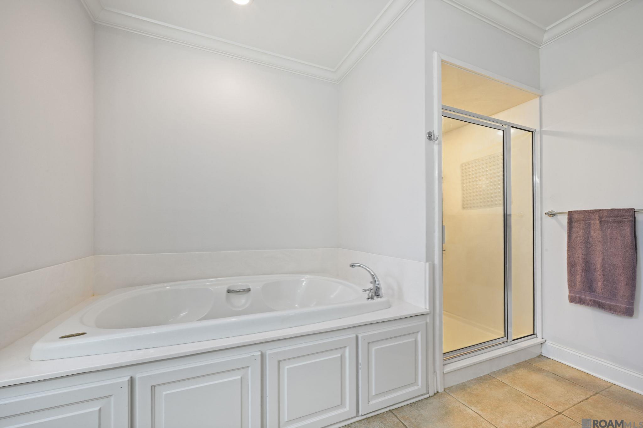 8858 Myrtle Hill Dr, St Francisville, LA, 70775