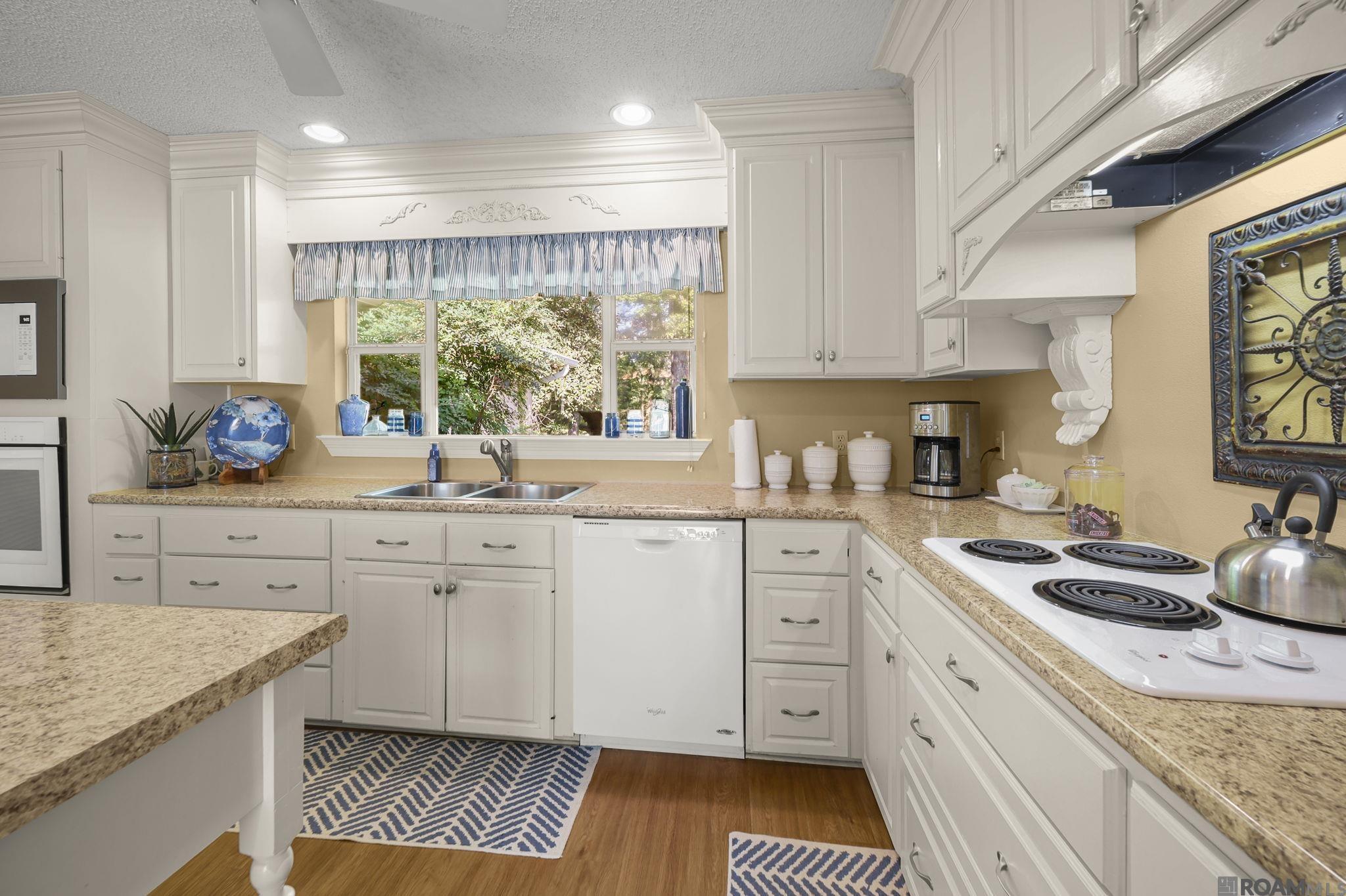 15503 Chaumont Ave, Greenwell Springs, LA, 70739