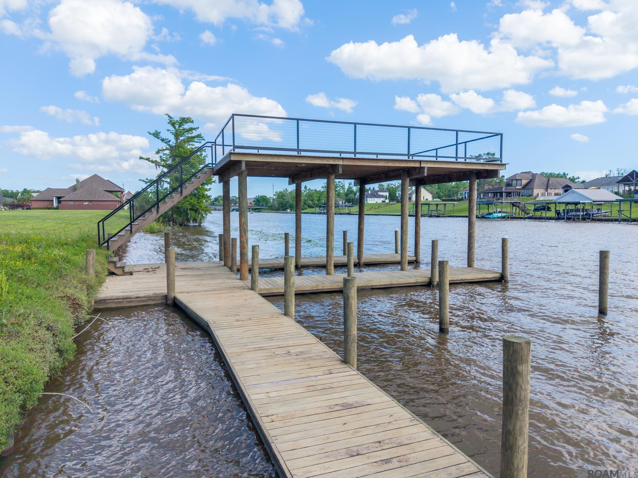 18718 Bayou Pierre Dr, Maurepas, LA, 70449