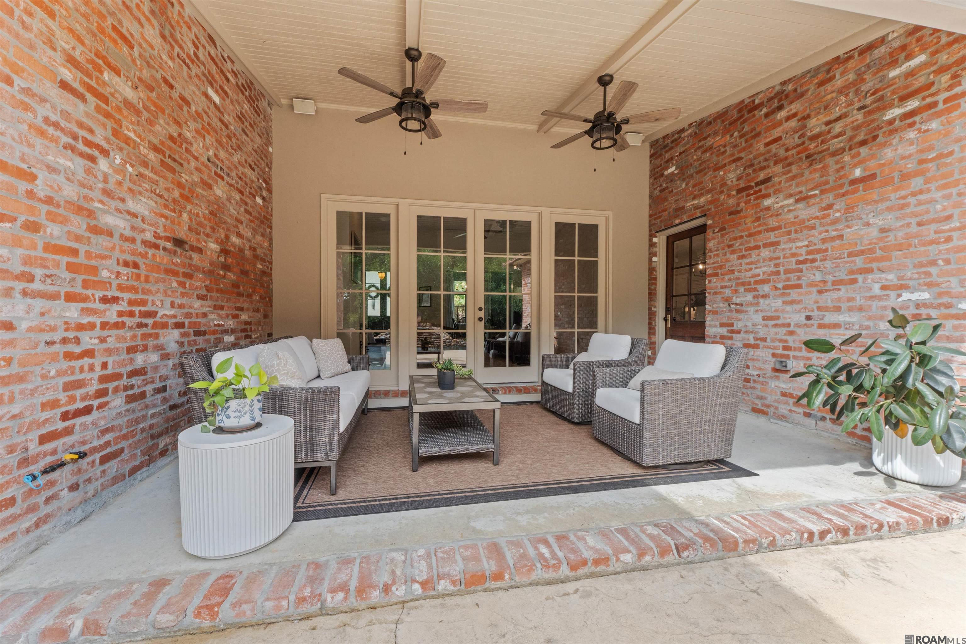 19437 Point O' Woods Ct, Baton Rouge, LA, 70809