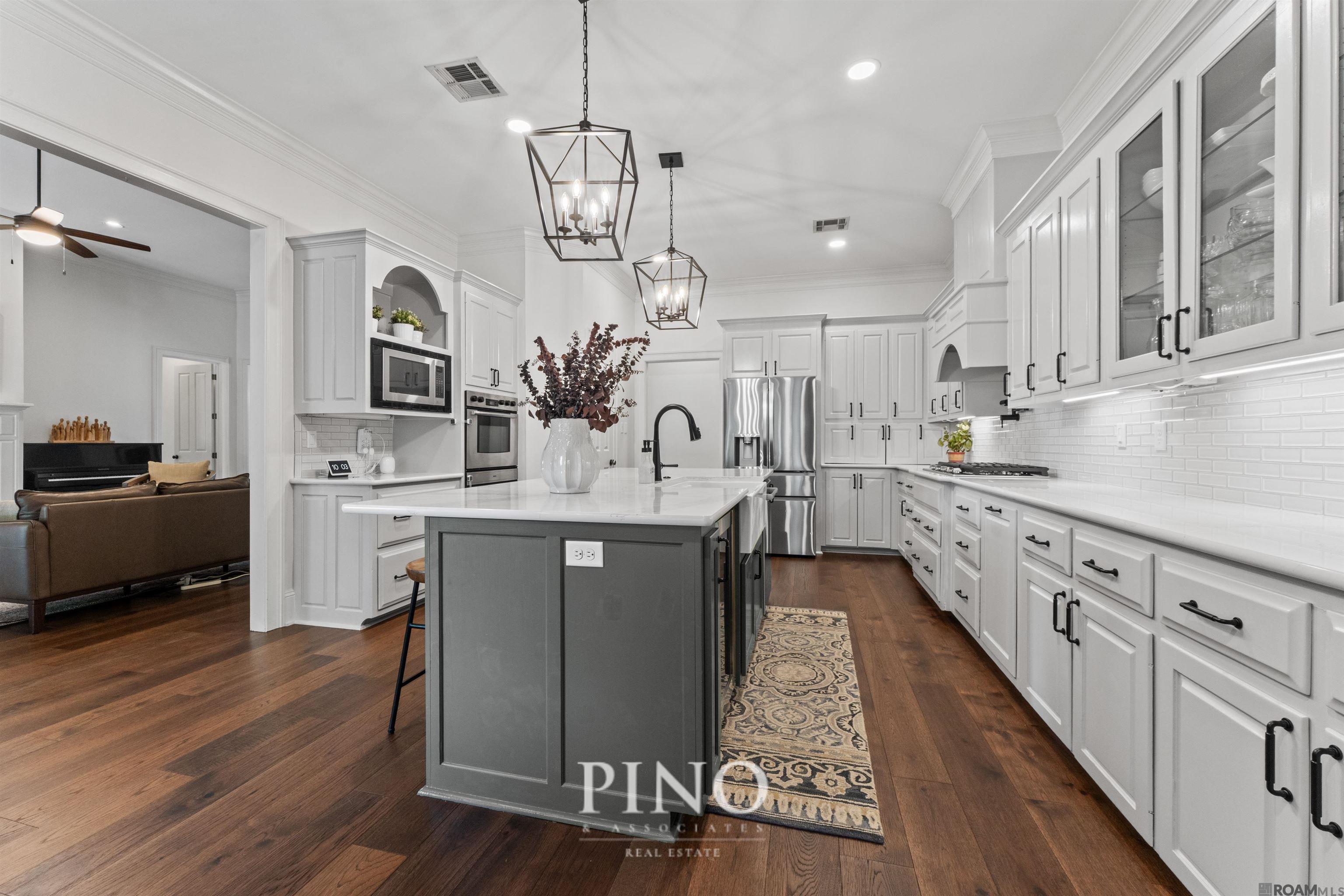 19437 Point O' Woods Ct, Baton Rouge, LA, 70809