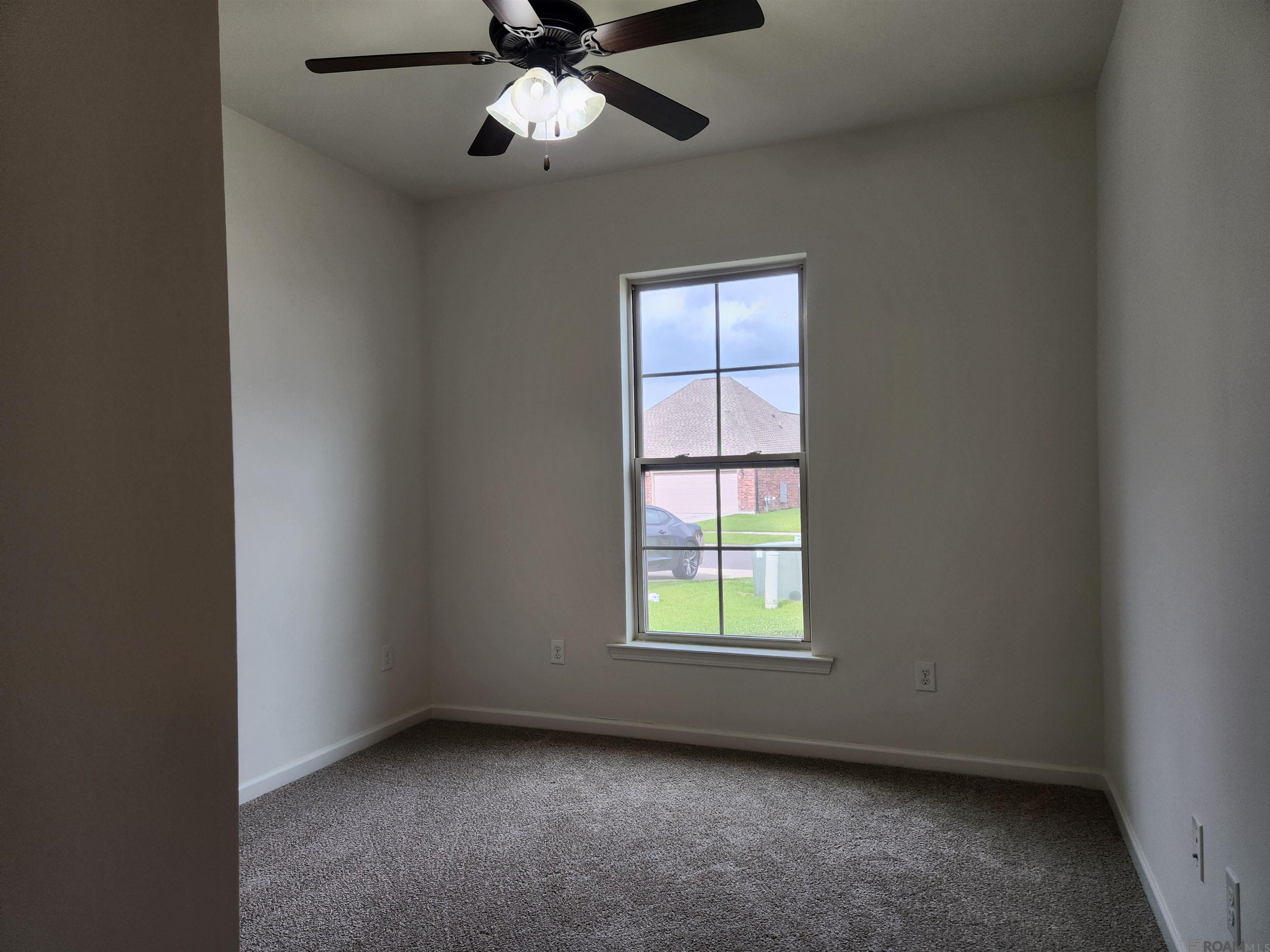 1932 Meadow Oak Dr, St Gabriel, LA, 70776