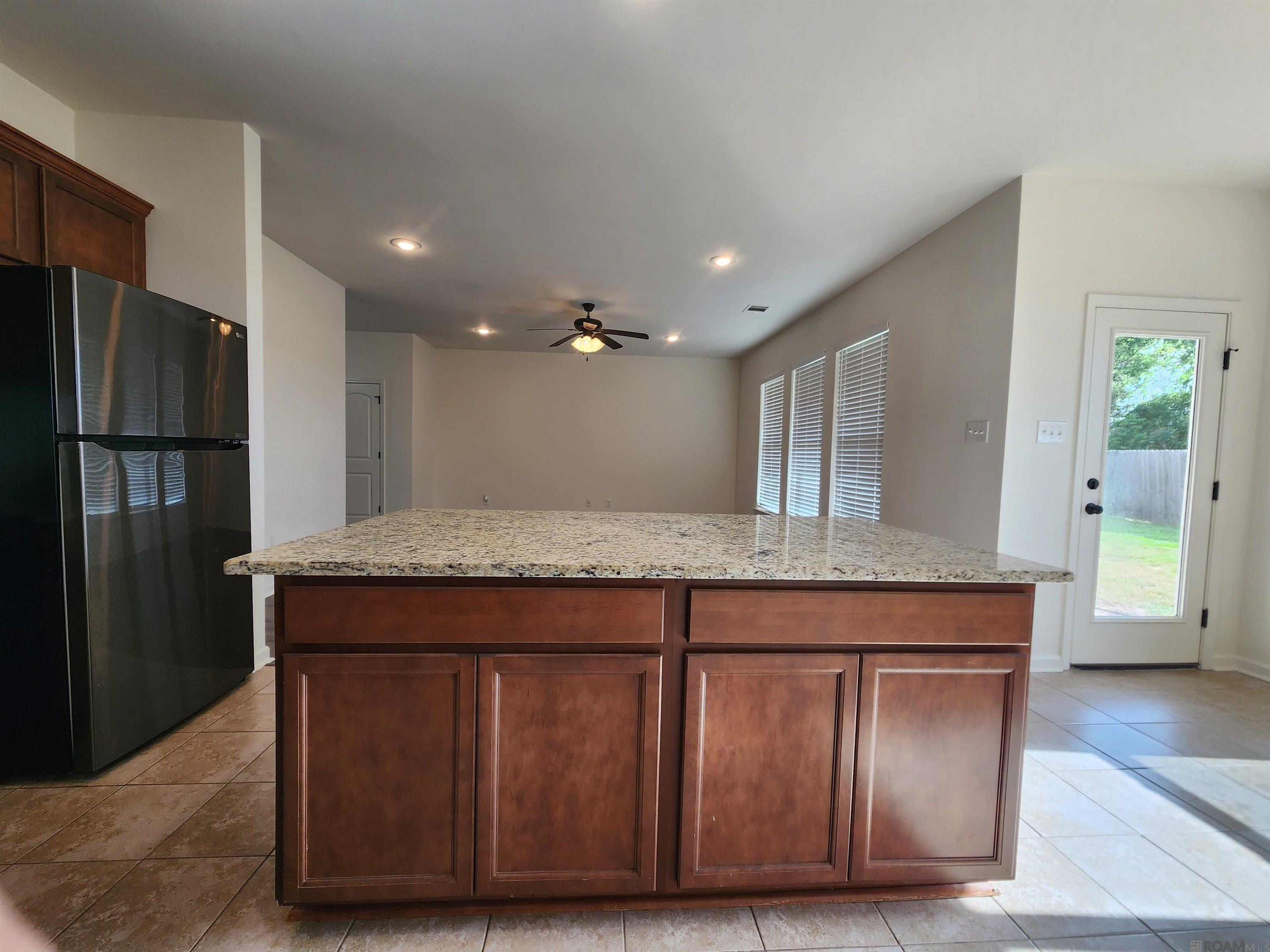 1932 Meadow Oak Dr, St Gabriel, LA, 70776