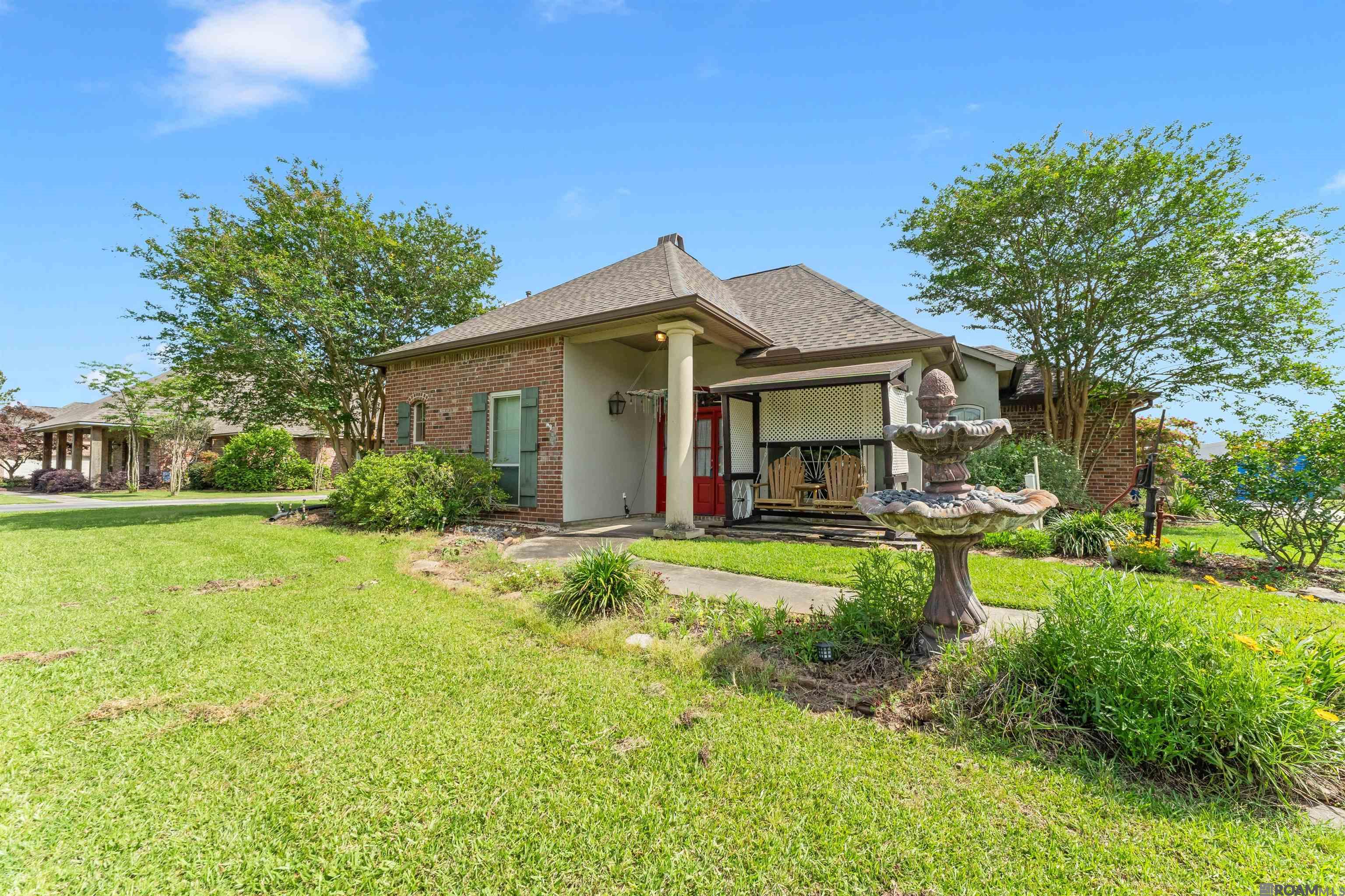 10064 Garden Oaks Ave, Denham Springs, LA, 70706