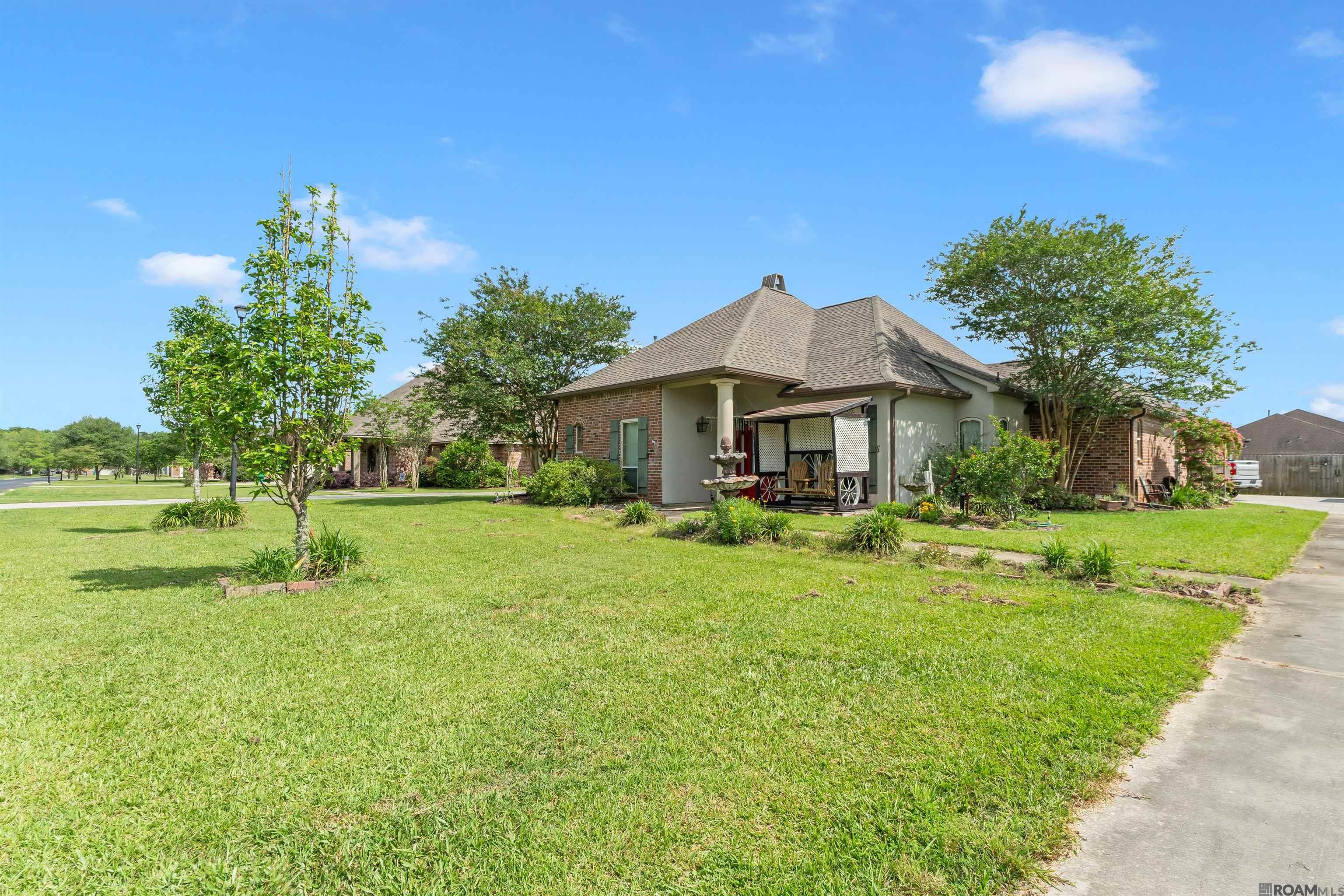 10064 Garden Oaks Ave, Denham Springs, LA, 70706