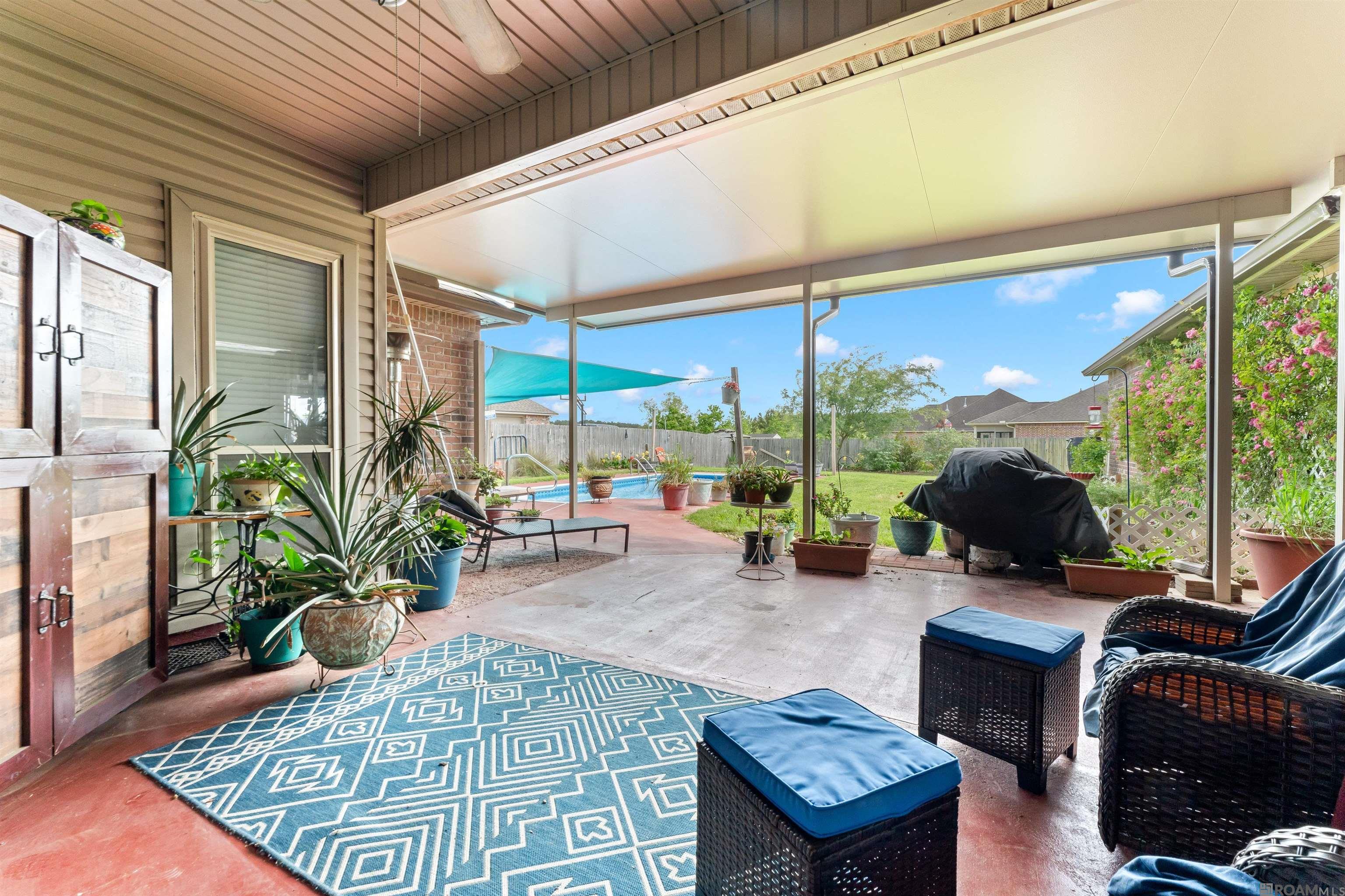 10064 Garden Oaks Ave, Denham Springs, LA, 70706