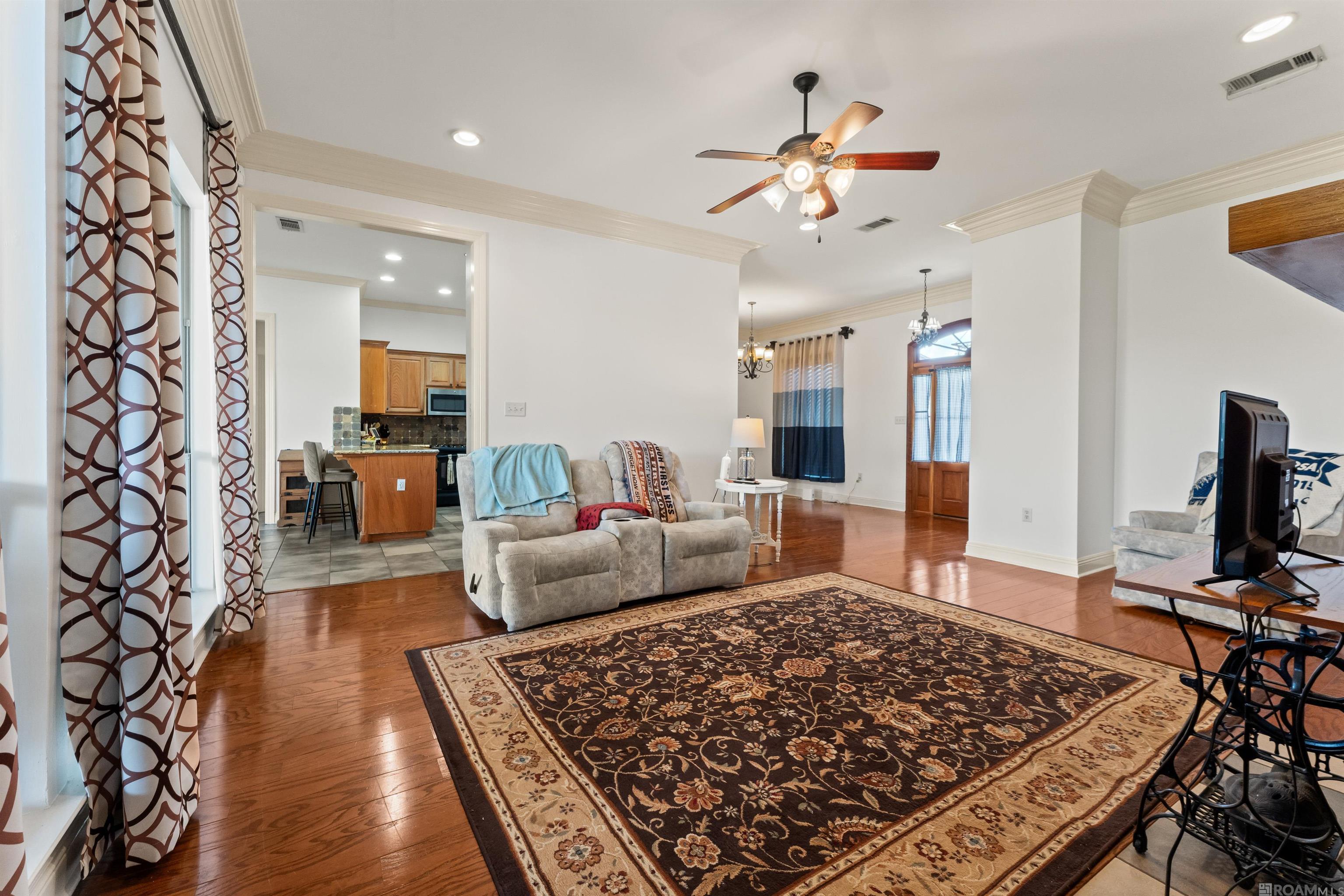 10064 Garden Oaks Ave, Denham Springs, LA, 70706