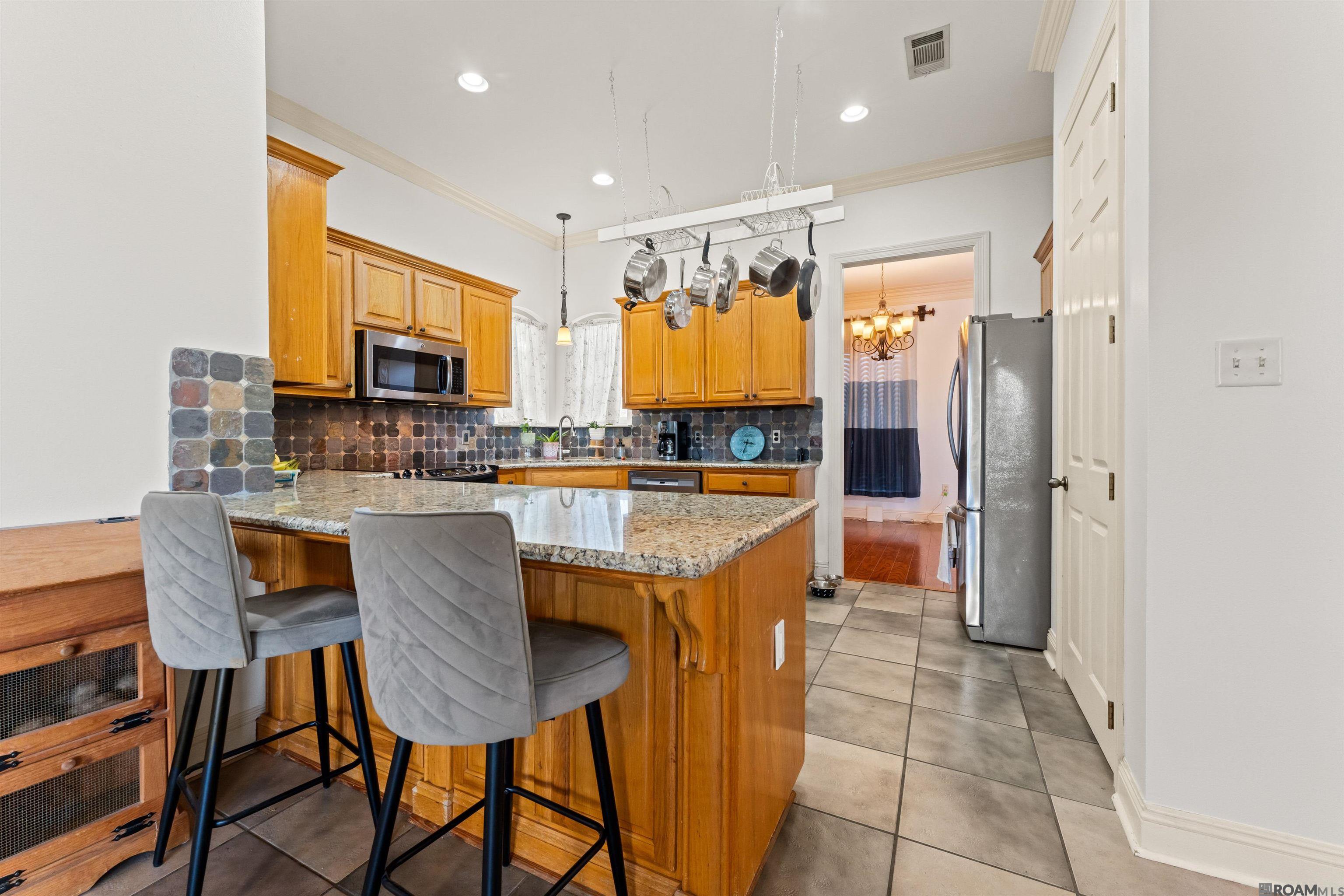 10064 Garden Oaks Ave, Denham Springs, LA, 70706