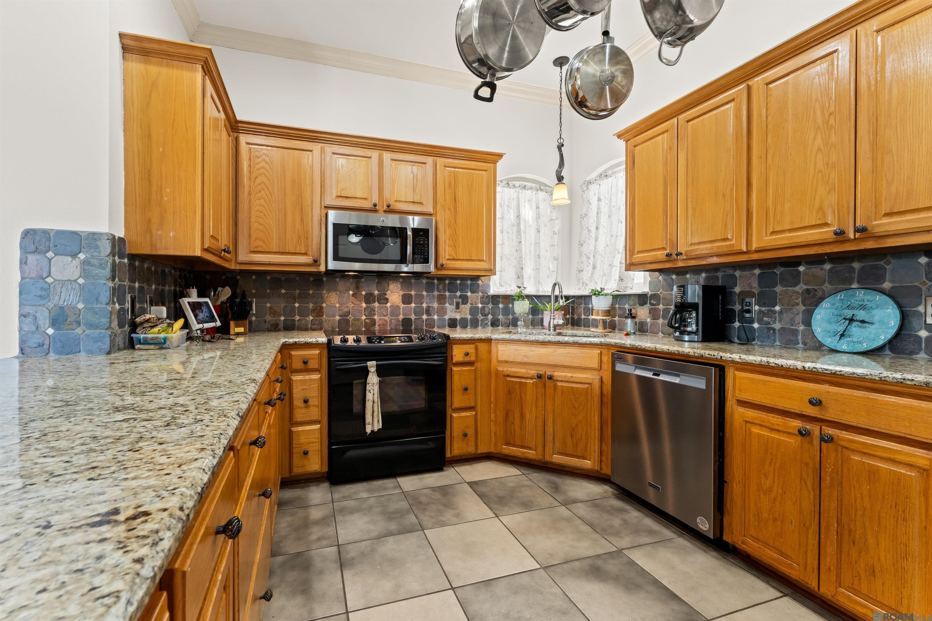 10064 Garden Oaks Ave, Denham Springs, LA, 70706