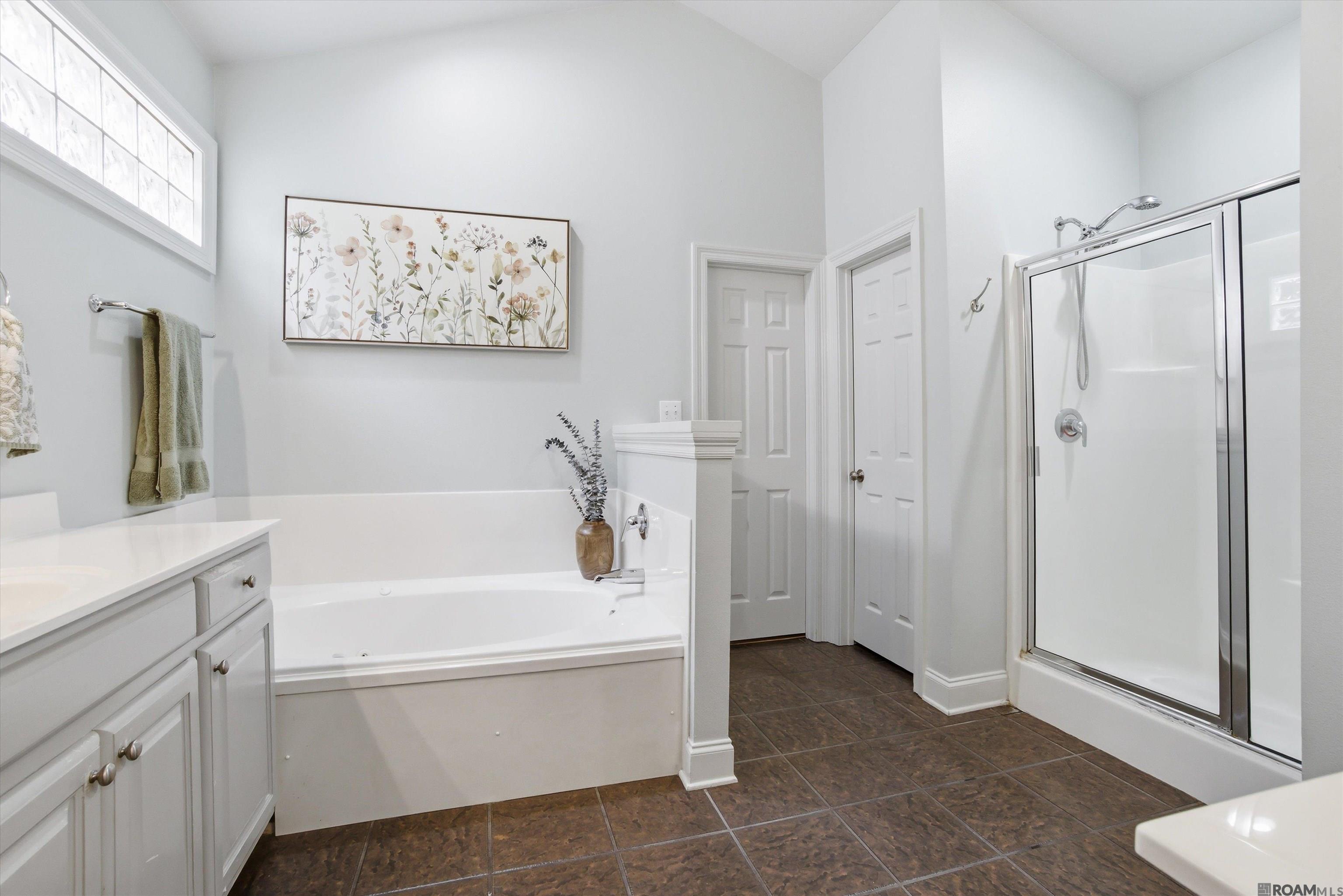 8629 E Cypress Point Ct, Baton Rouge, LA, 70809