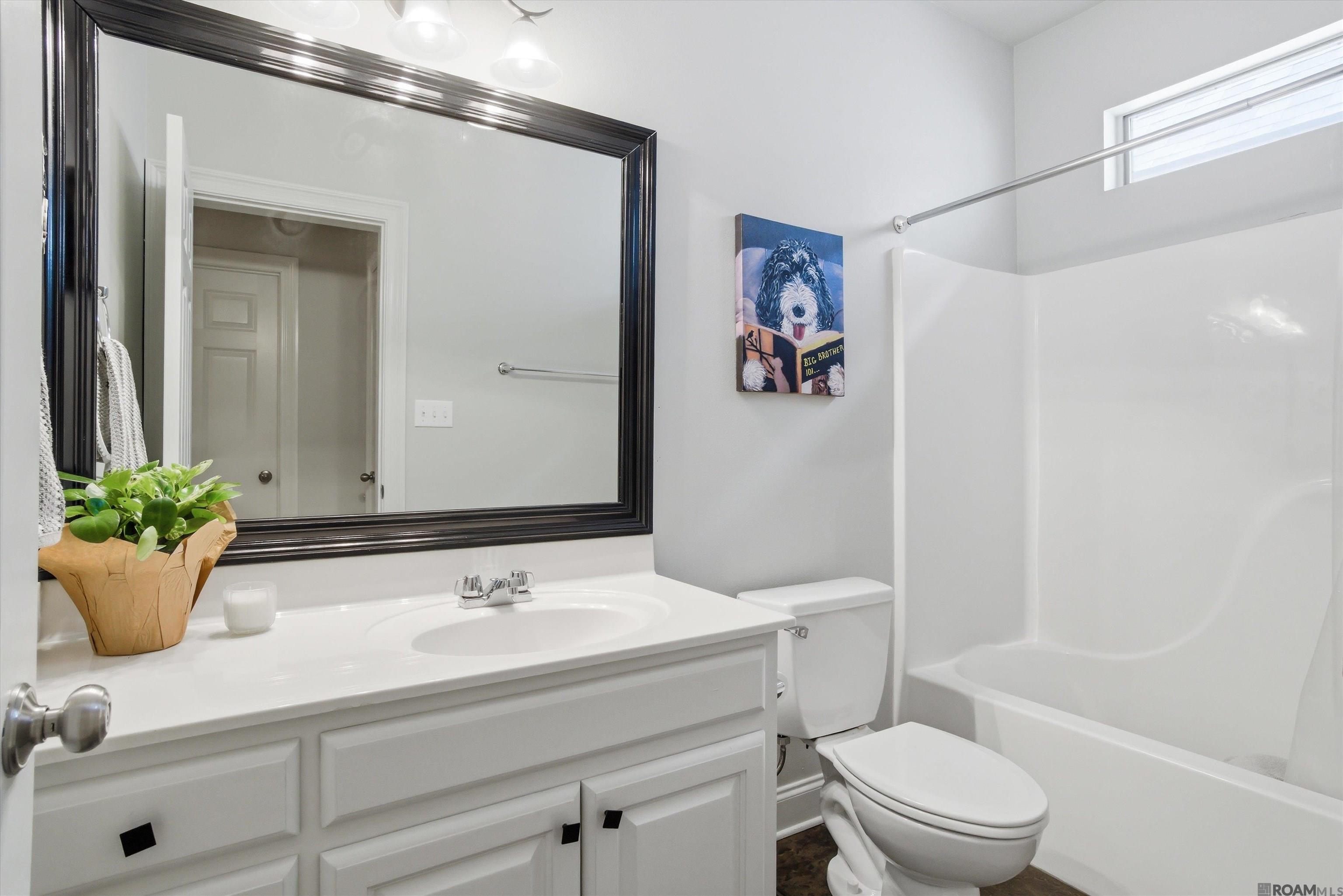 8629 E Cypress Point Ct, Baton Rouge, LA, 70809