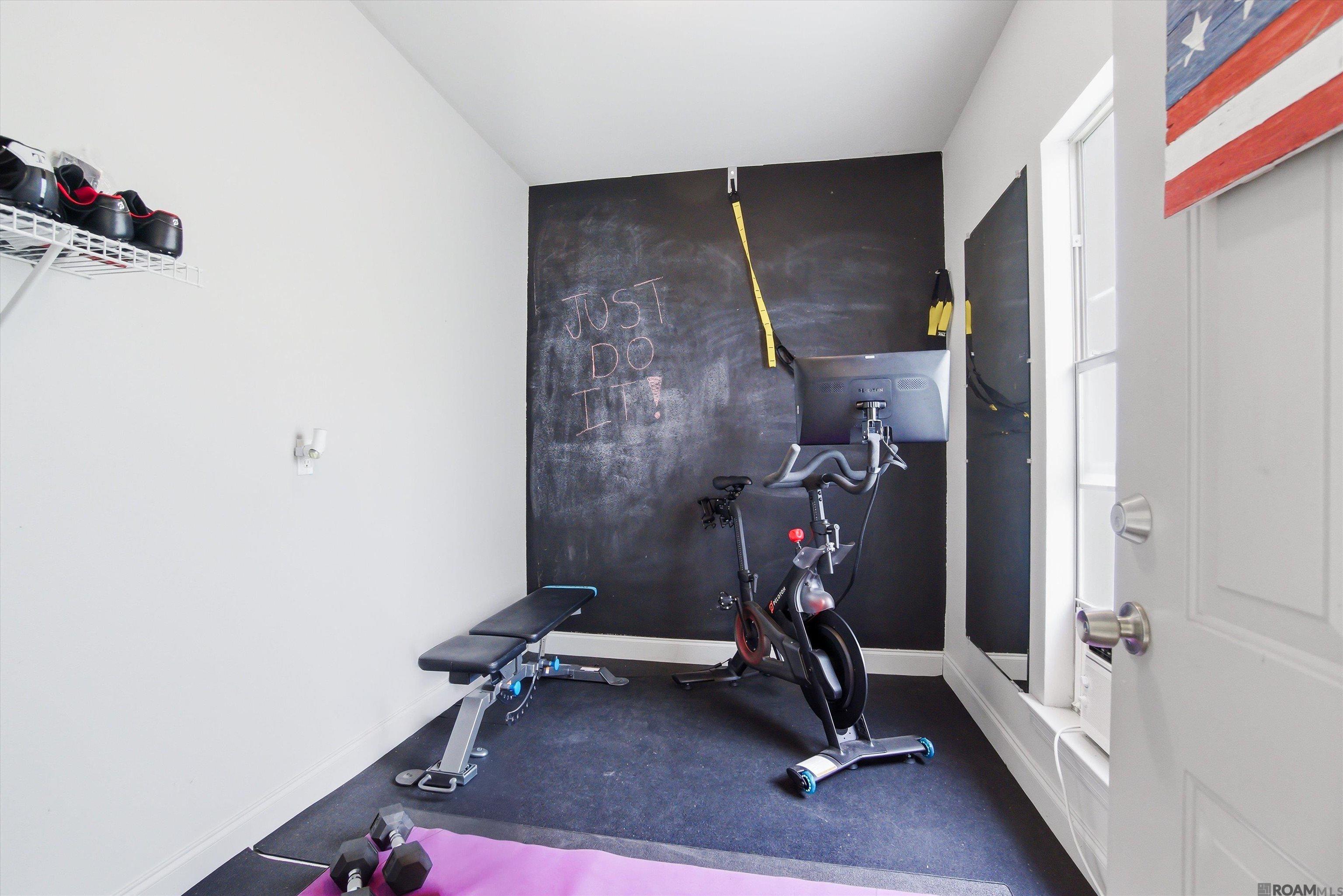 8629 E Cypress Point Ct, Baton Rouge, LA, 70809