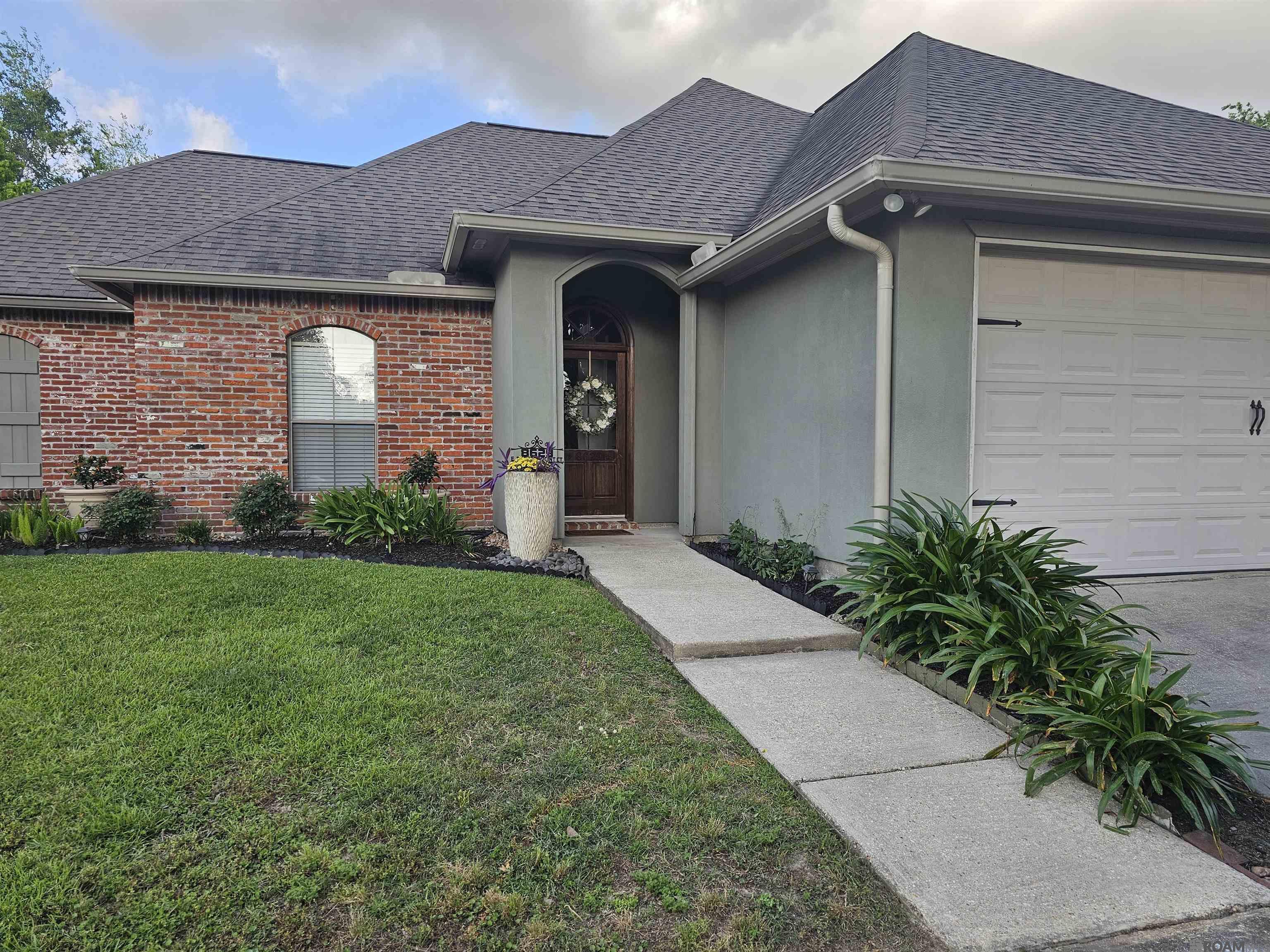 8629 E Cypress Point Ct, Baton Rouge, LA, 70809