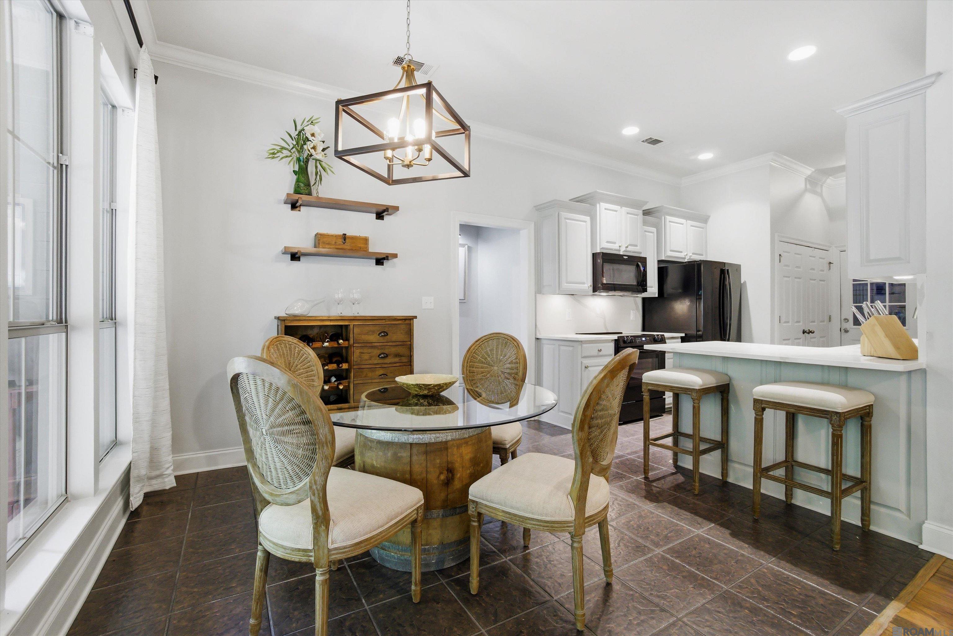 8629 E Cypress Point Ct, Baton Rouge, LA, 70809