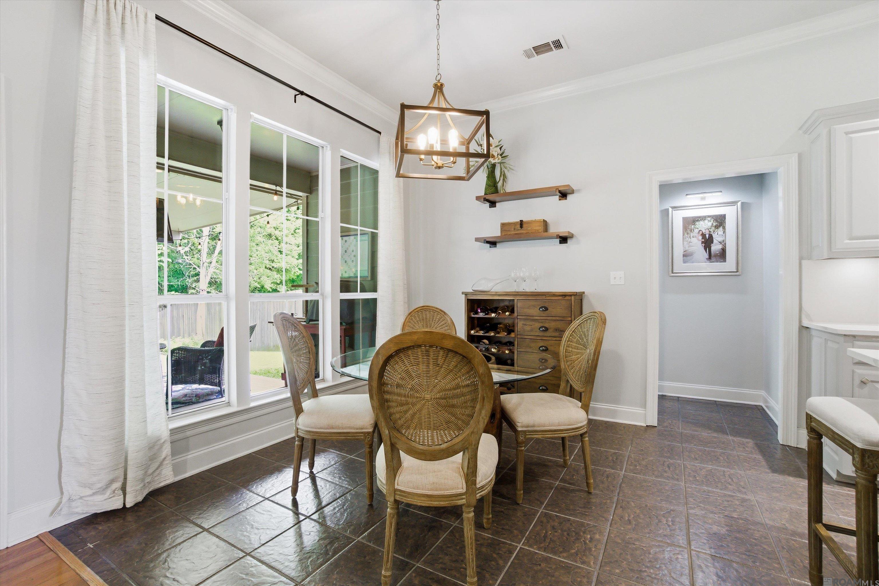 8629 E Cypress Point Ct, Baton Rouge, LA, 70809