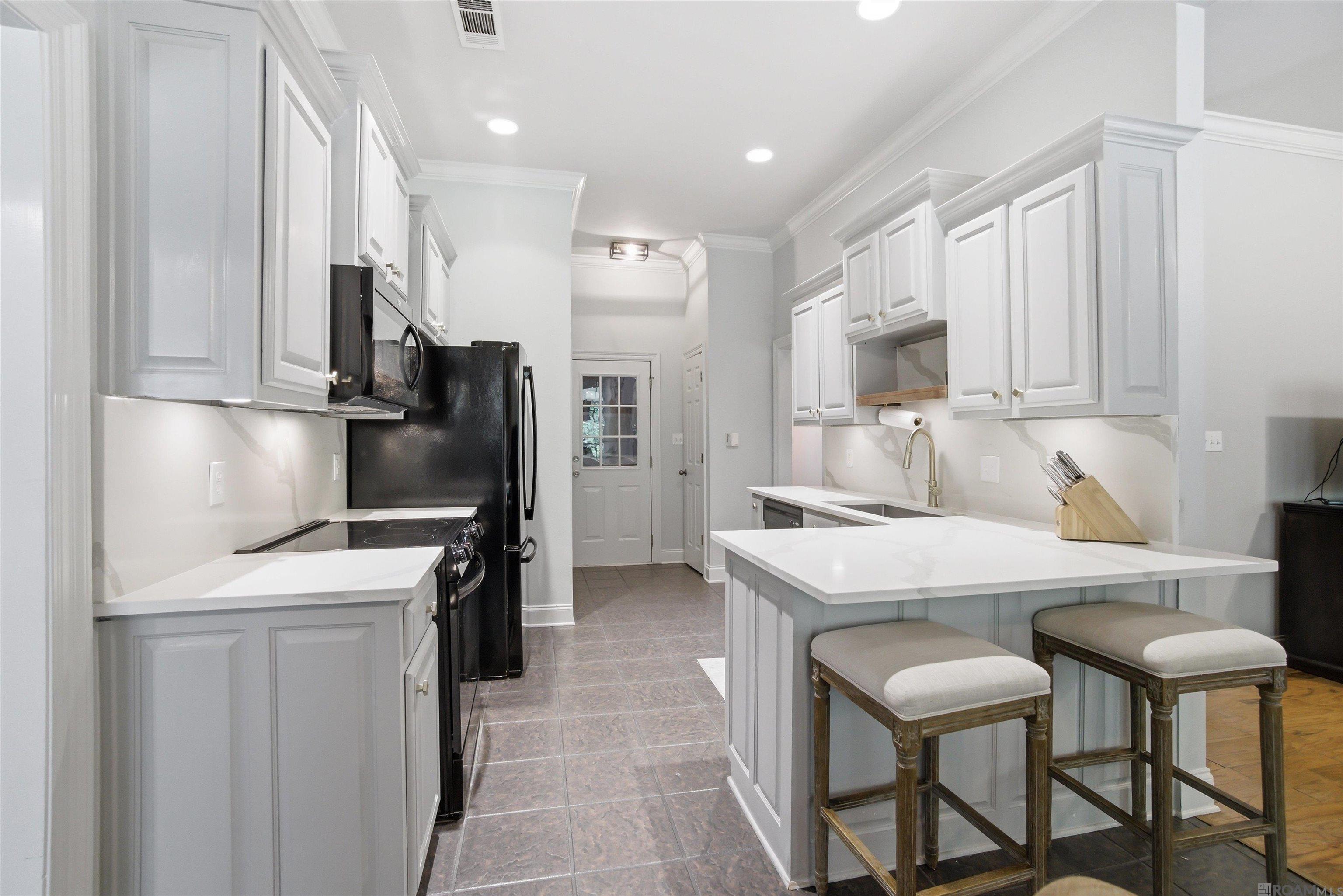 8629 E Cypress Point Ct, Baton Rouge, LA, 70809