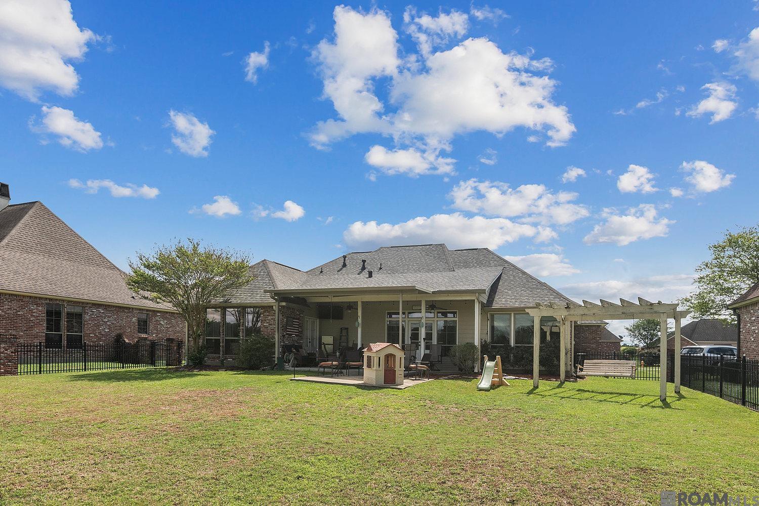 927 Fairwinds Ave, Zachary, LA, 70791