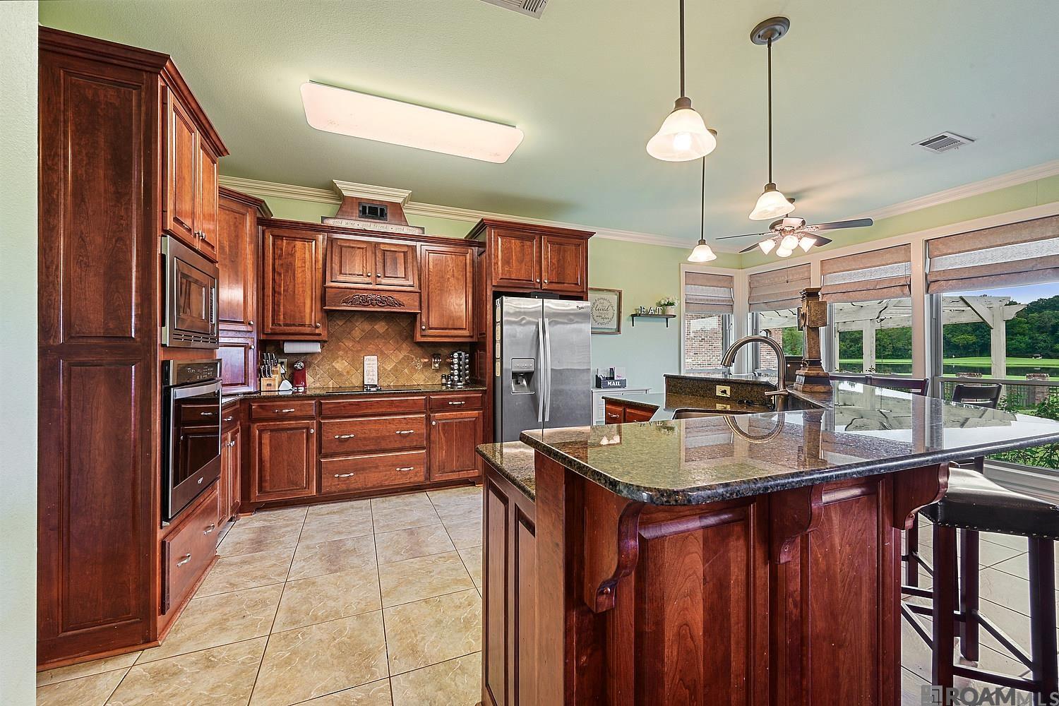 927 Fairwinds Ave, Zachary, LA, 70791