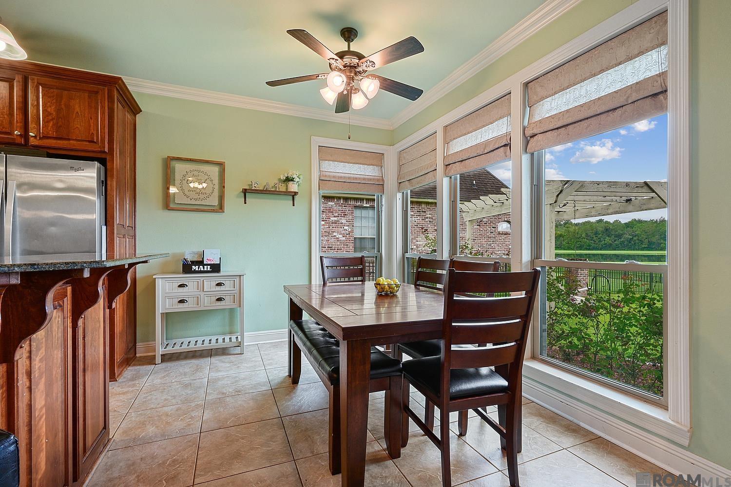 927 Fairwinds Ave, Zachary, LA, 70791