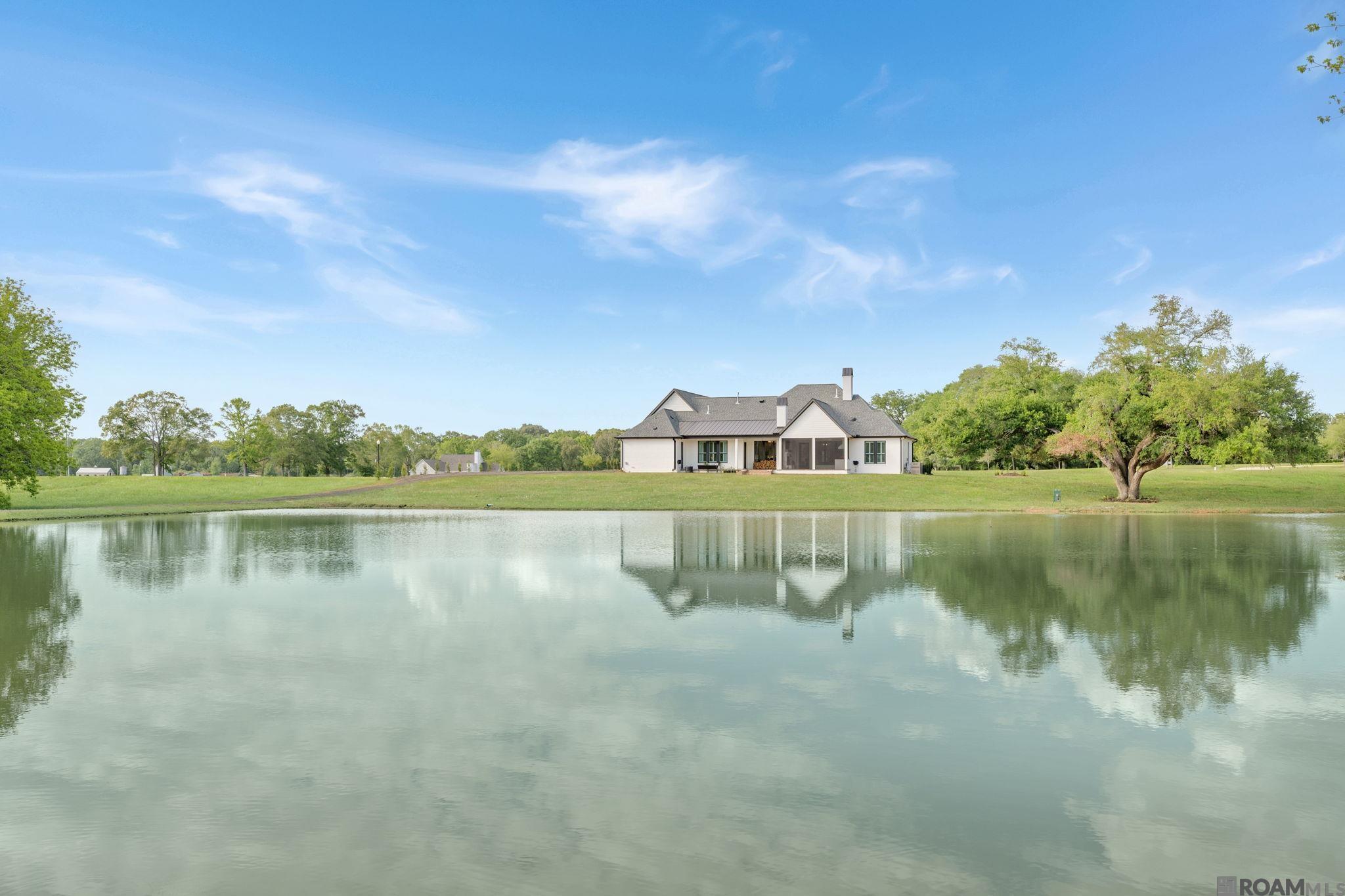 7596 Tunica Trace, St Francisville, LA, 70775