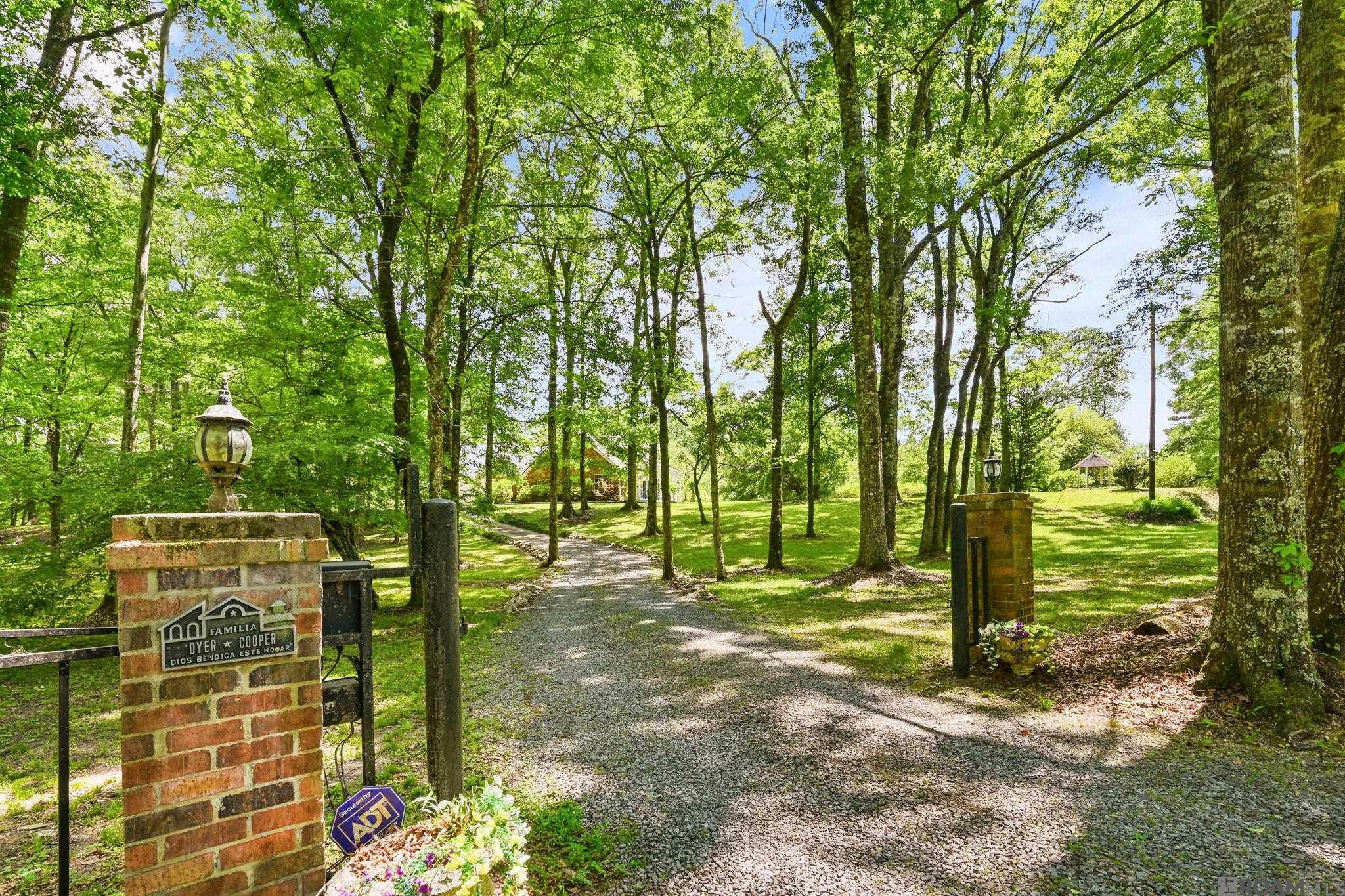 9836 Sligo Rd, St Francisville, LA, 70775