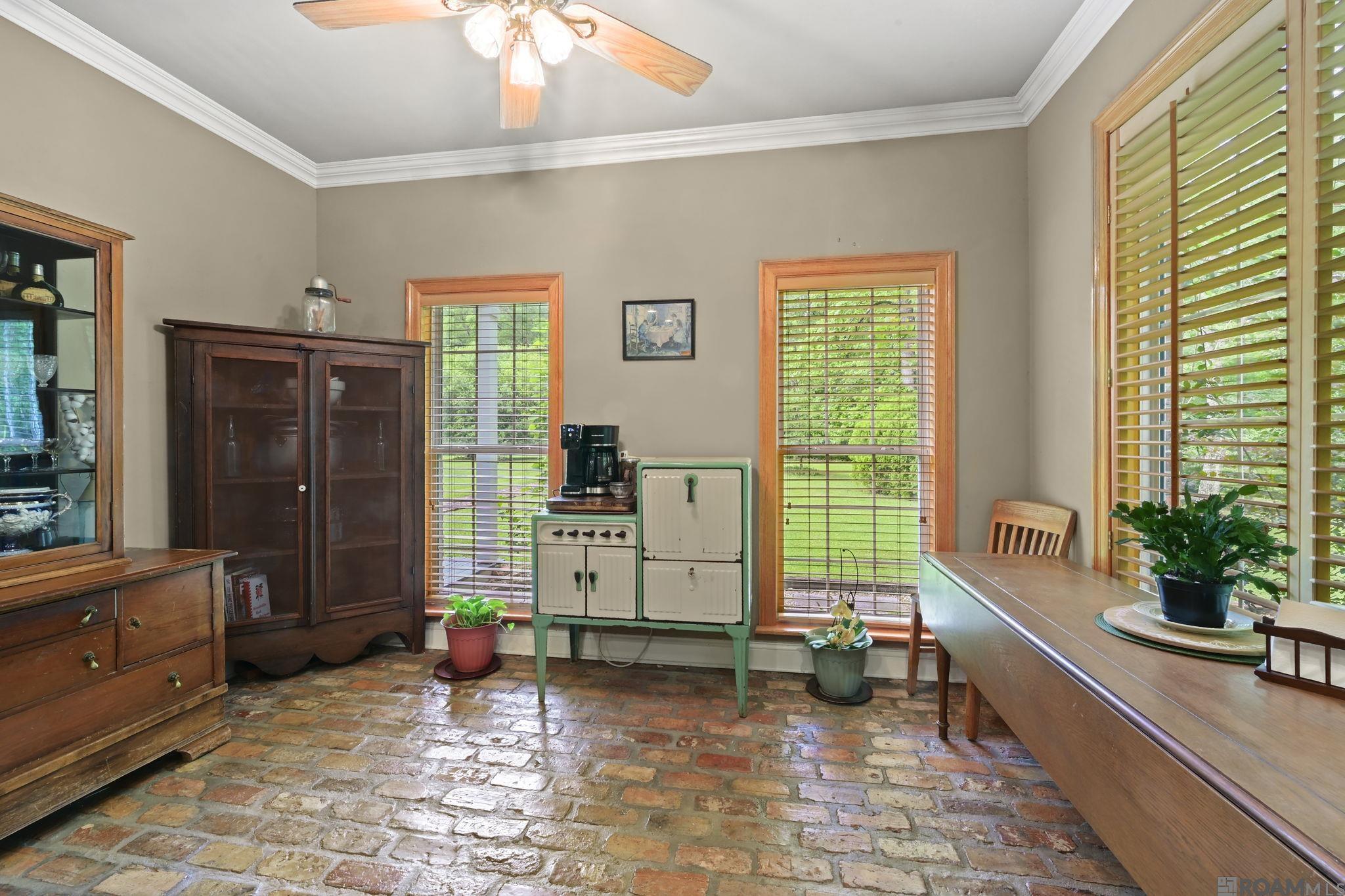 9836 Sligo Rd, St Francisville, LA, 70775