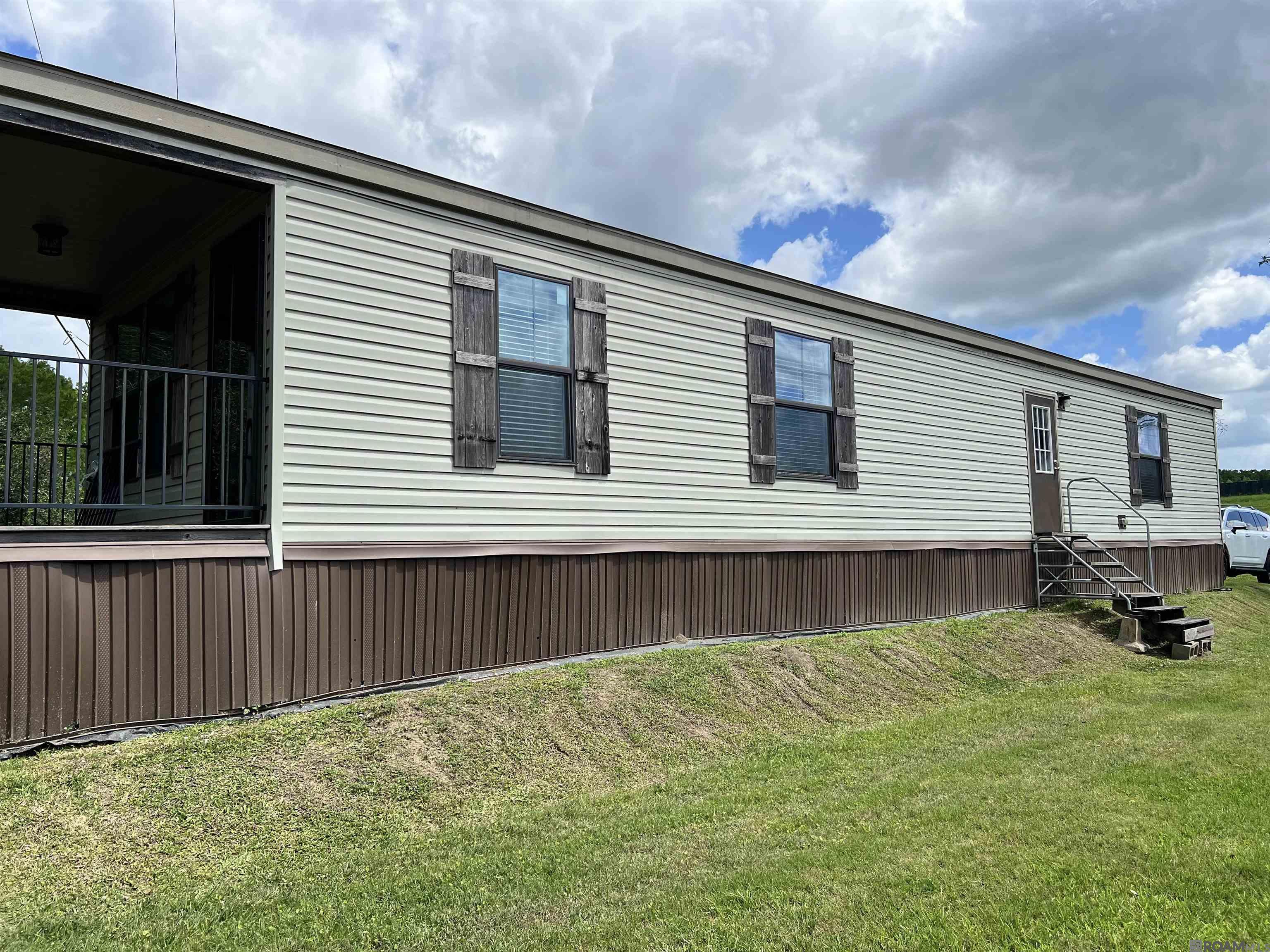 2051 Levee UNIT A, Pierre Part, LA, 70339