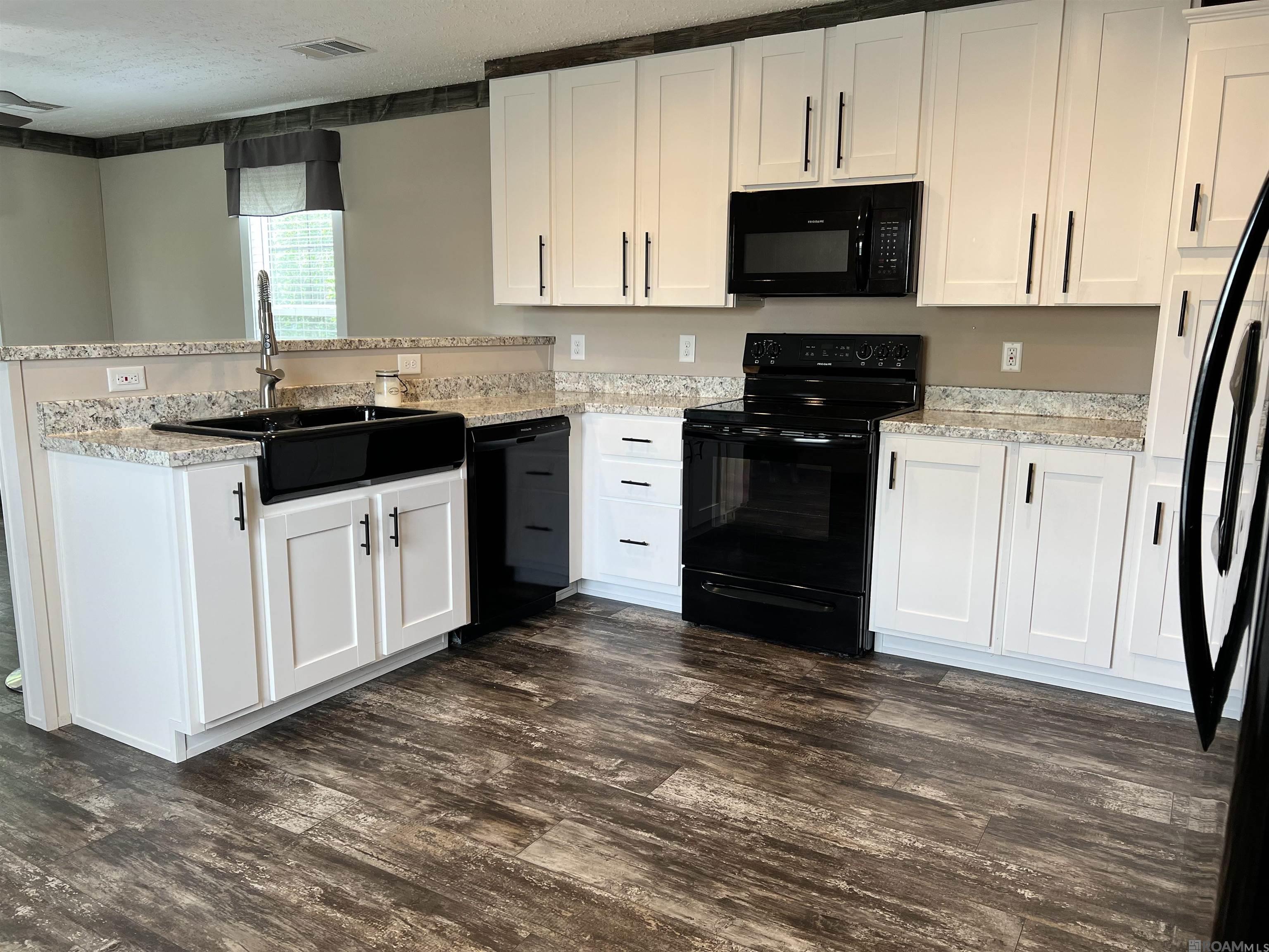 2051 Levee UNIT A, Pierre Part, LA, 70339