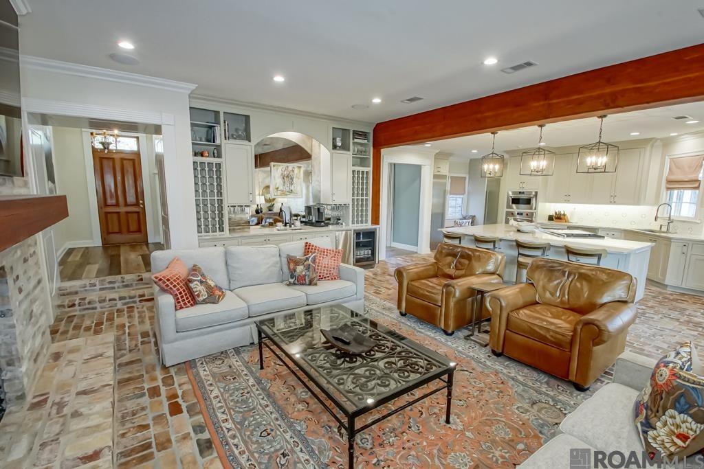 18321 N Mission Hills Ave, Baton Rouge, LA, 70810