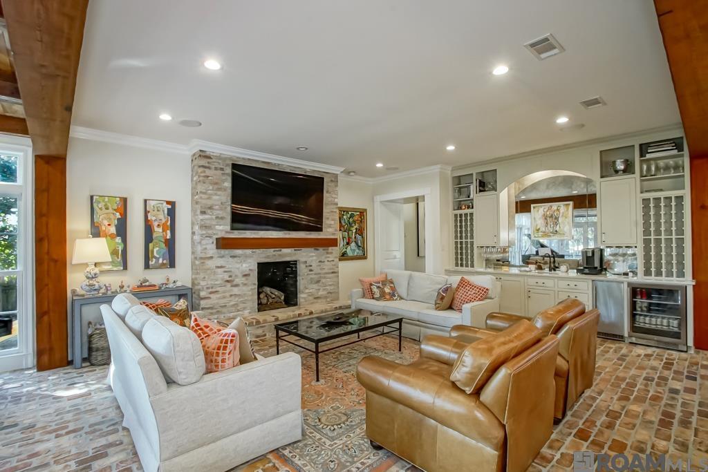 18321 N Mission Hills Ave, Baton Rouge, LA, 70810