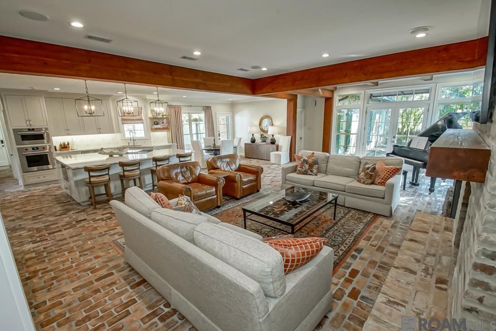 18321 N Mission Hills Ave, Baton Rouge, LA, 70810