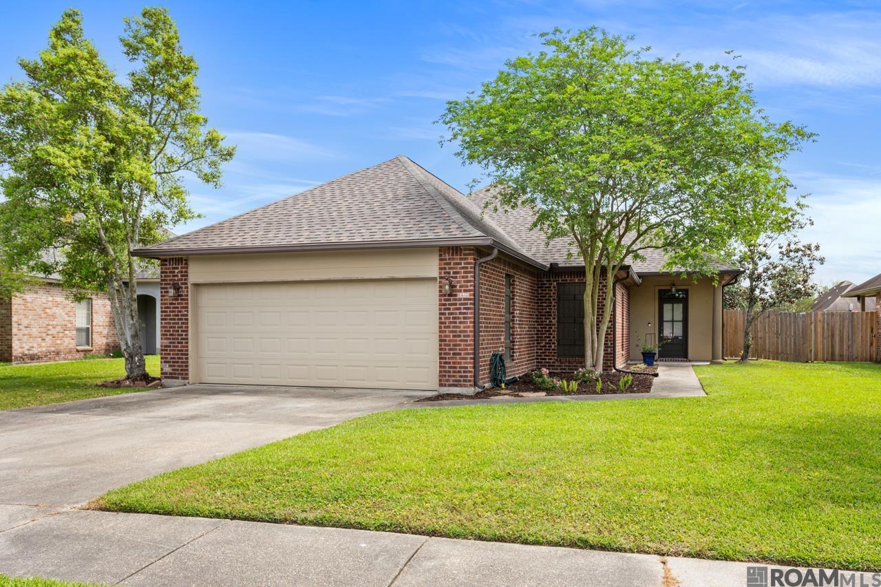 24747 Berry Ridge Lane, Springfield, LA, 70462