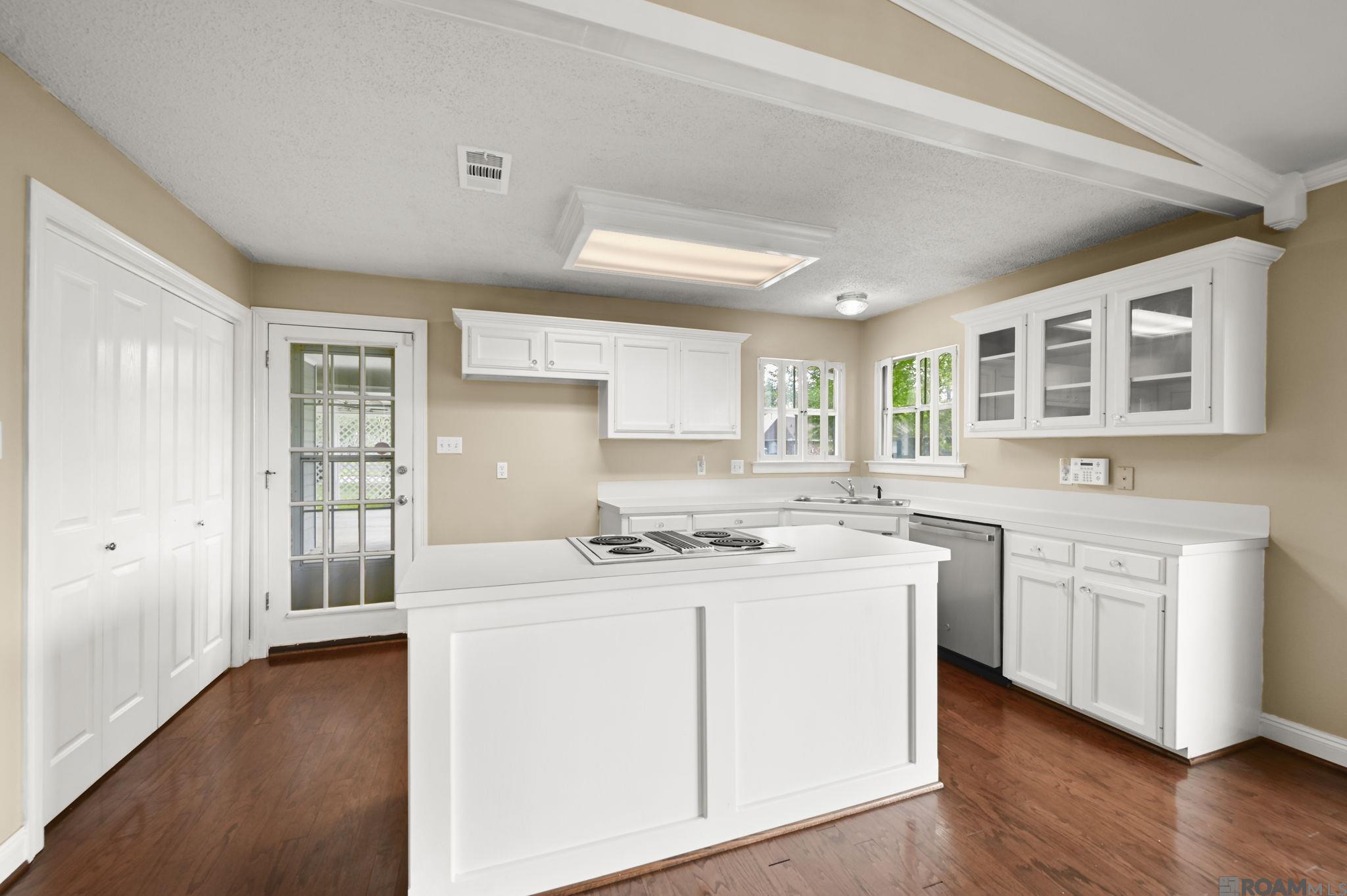 15022 Point Chenier Ave, Baton Rouge, LA, 70817