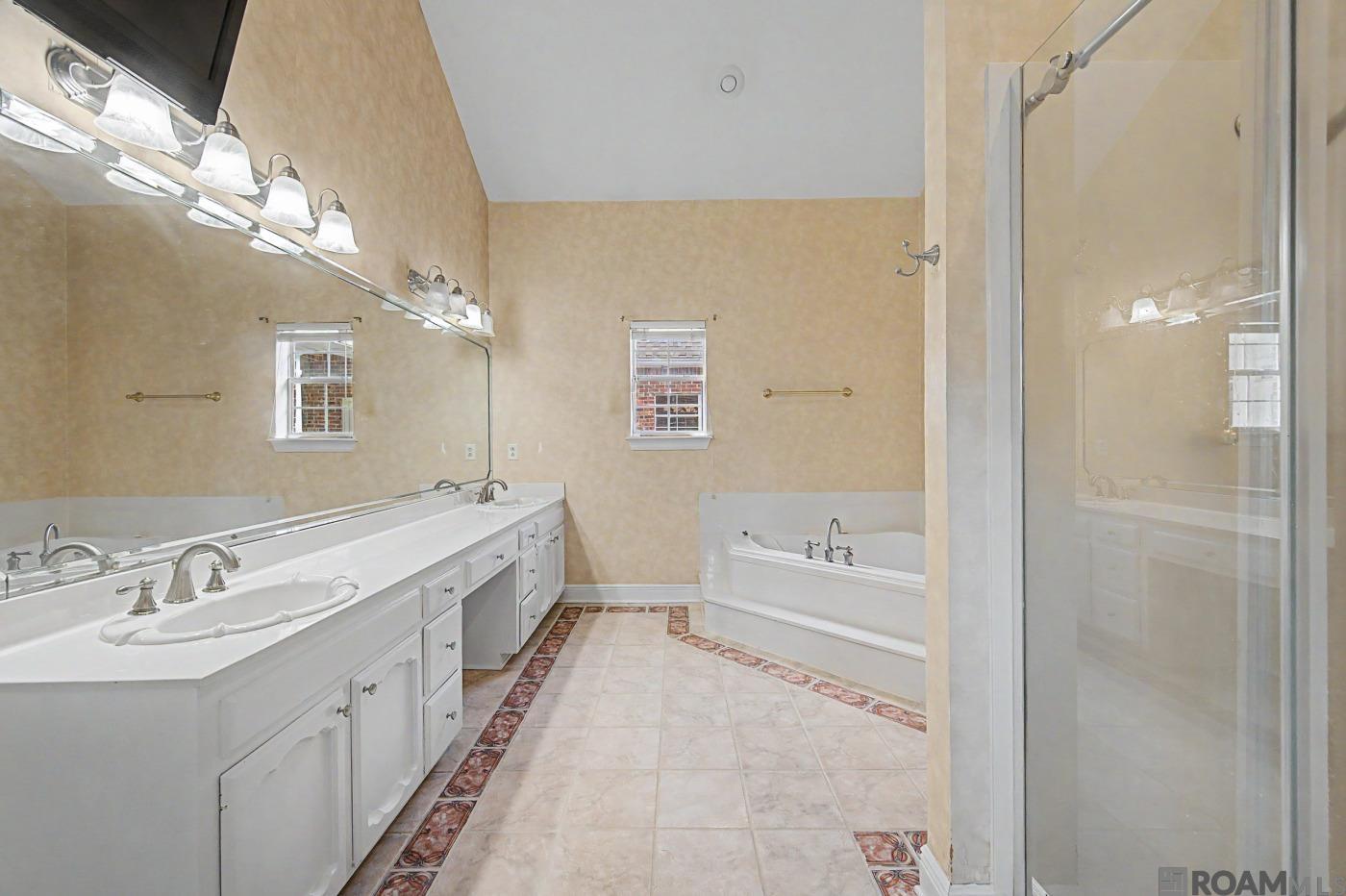 35110 Stone Castle Dr, Denham Springs, LA, 70706