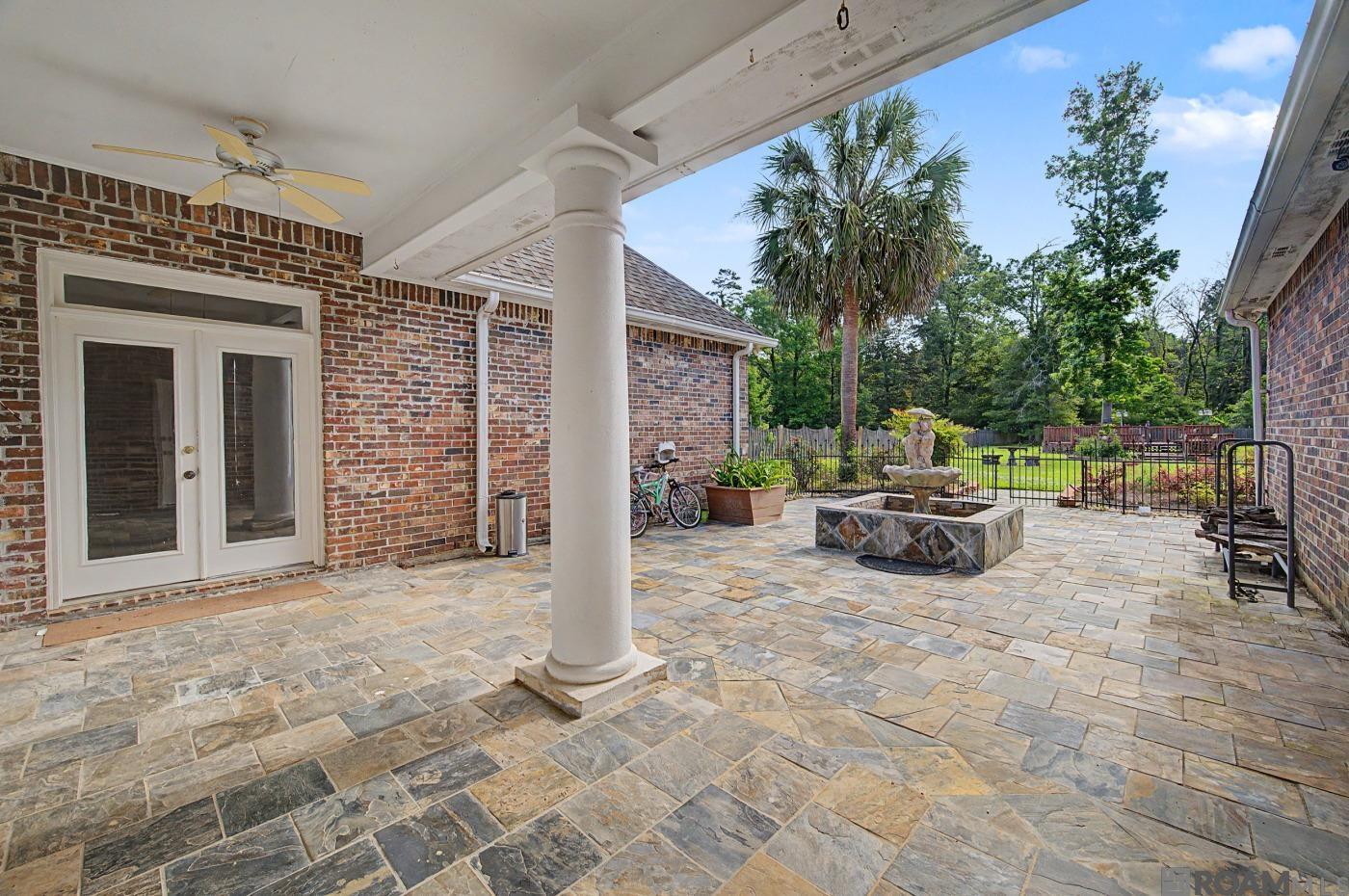 35110 Stone Castle Dr, Denham Springs, LA, 70706