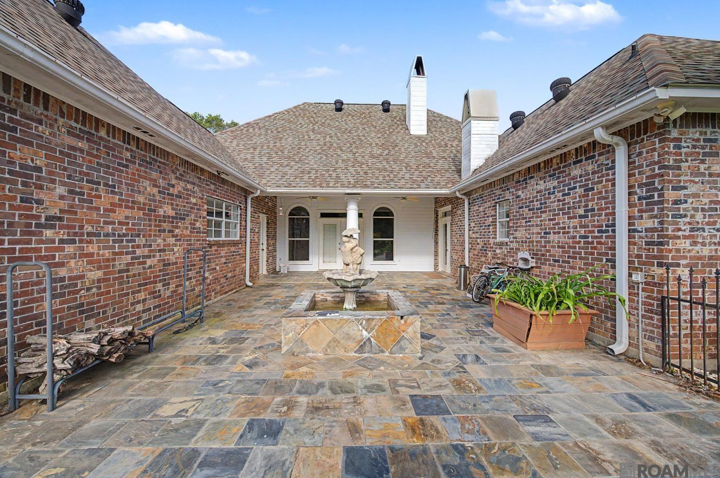 35110 Stone Castle Dr, Denham Springs, LA, 70706