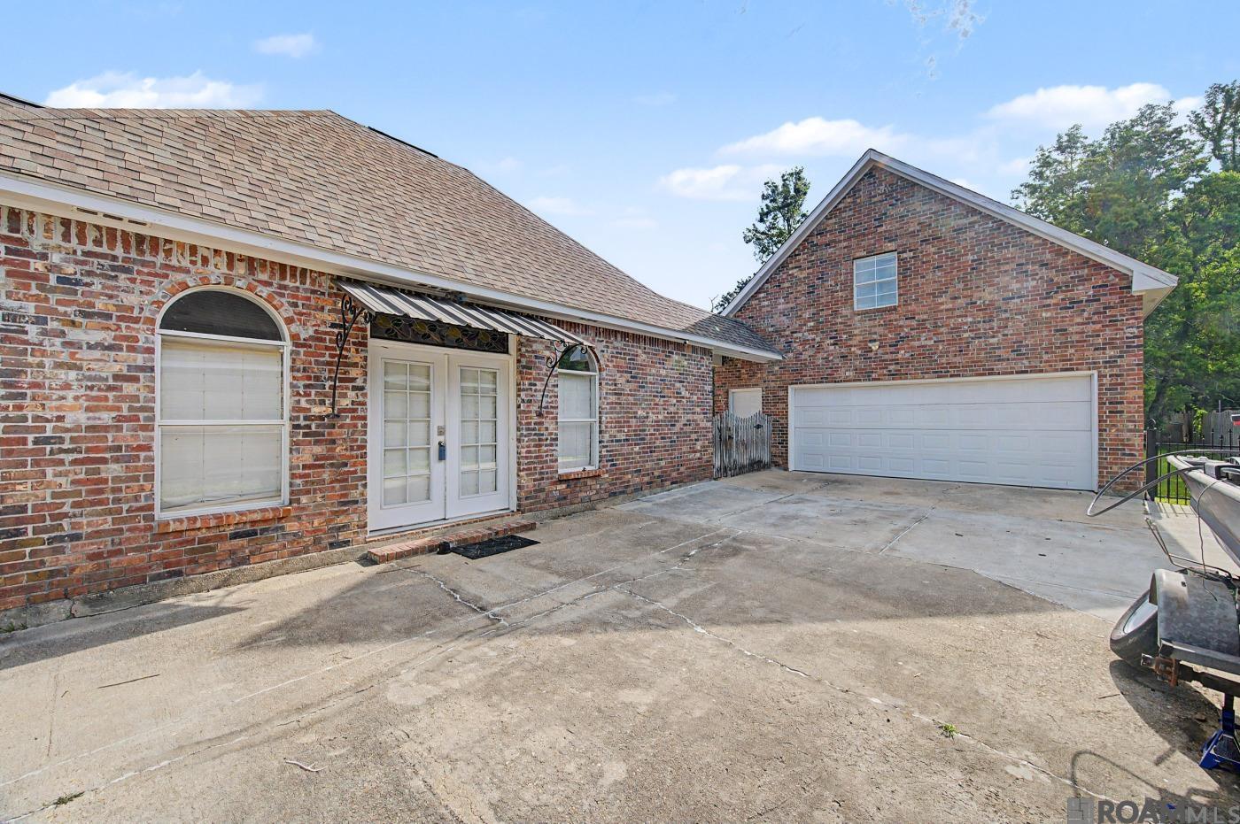 35110 Stone Castle Dr, Denham Springs, LA, 70706